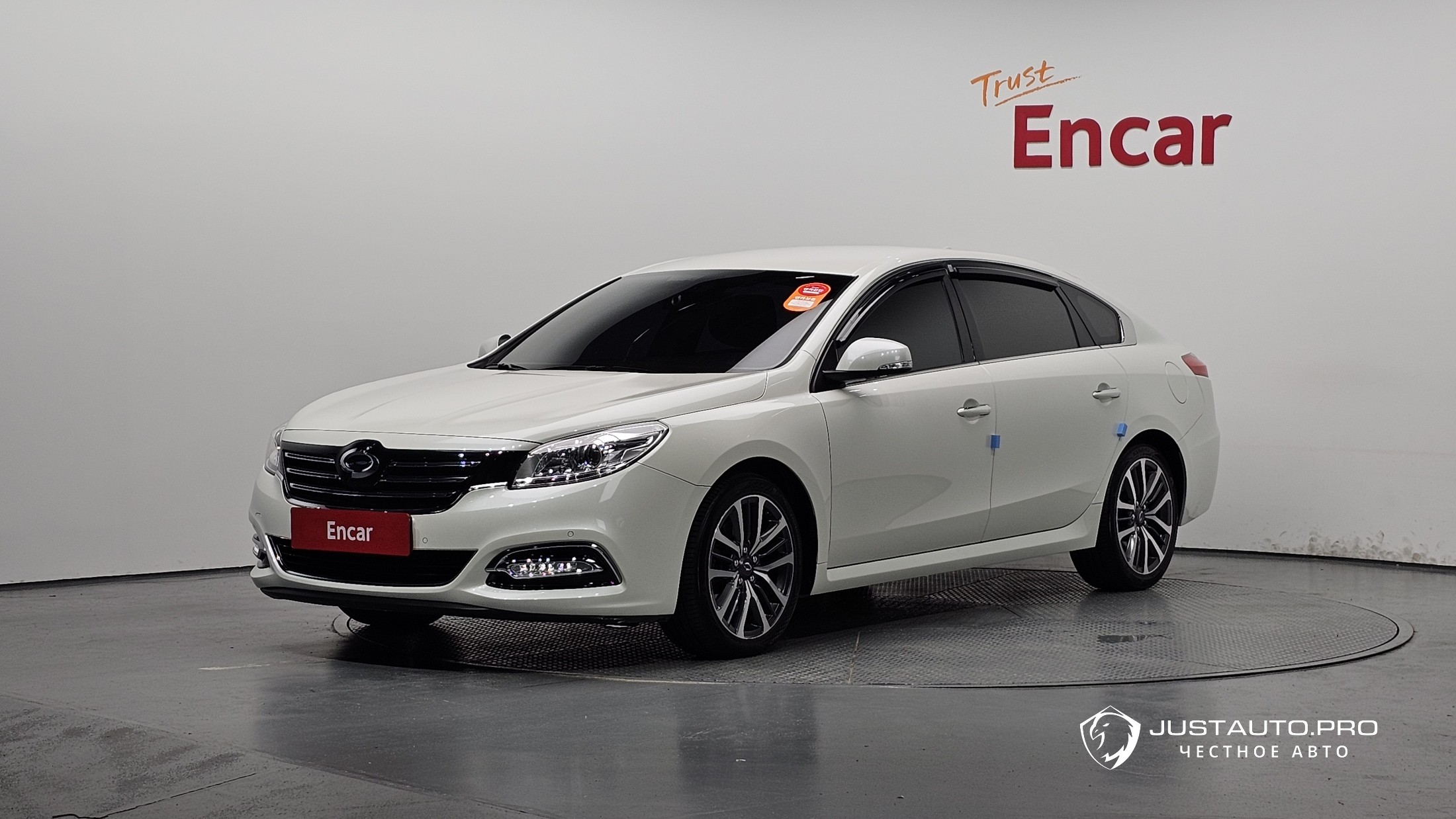 Автомобиль Renault-KoreaSamsung SM7