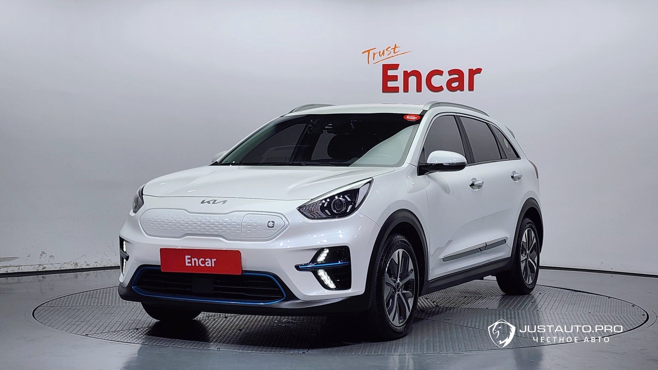 Автомобиль Kia Niro