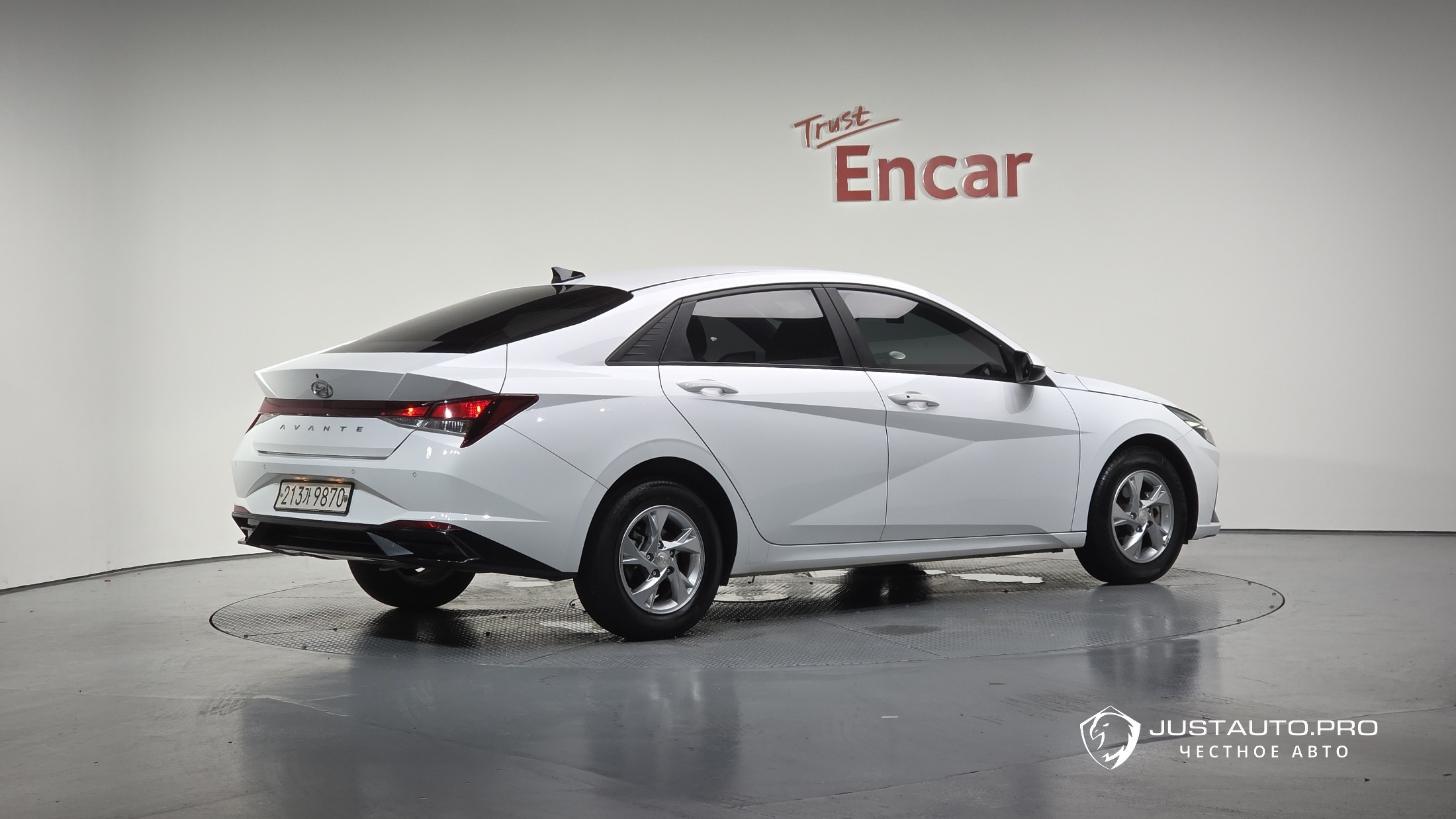 Автомобиль Hyundai AVANTE
