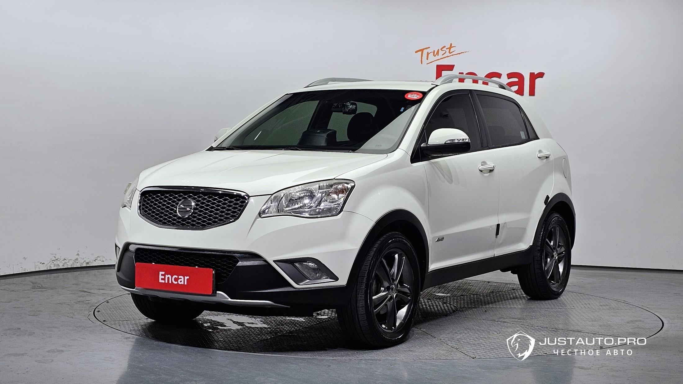 Автомобиль KG_Mobility_Ssangyong KORANDO
