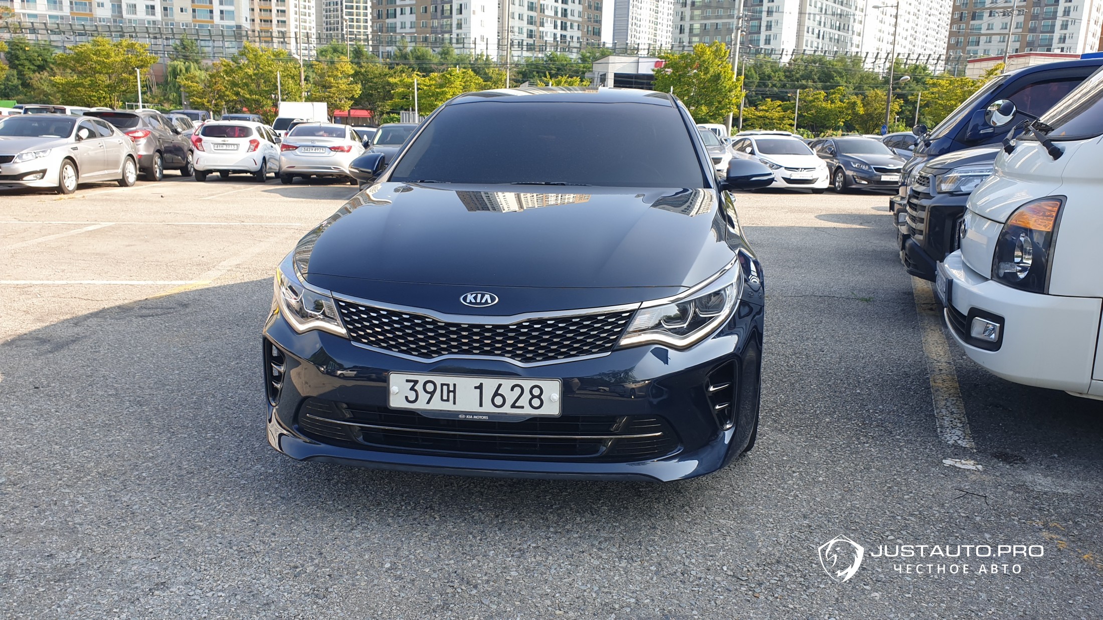 Автомобиль Kia K5