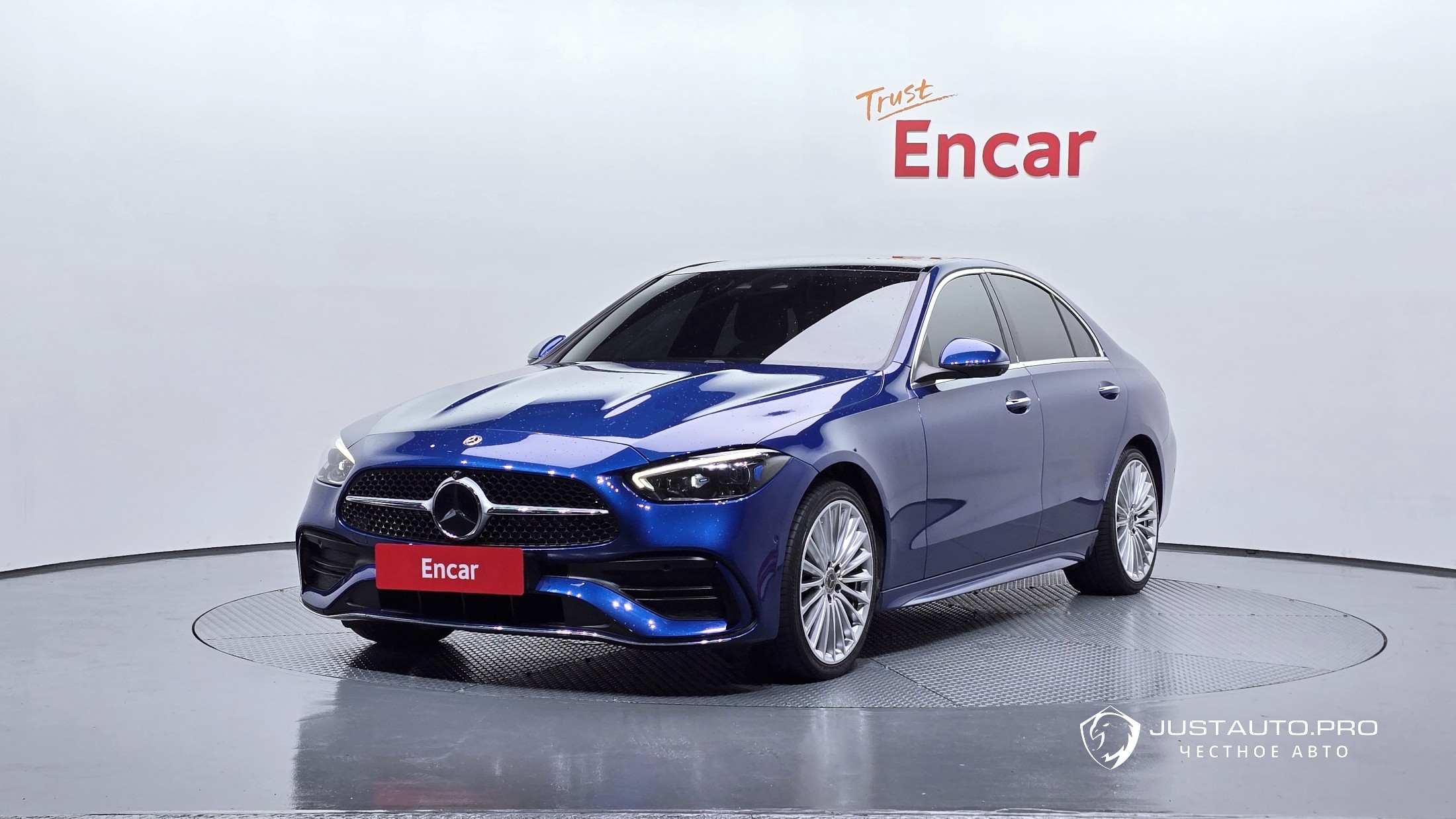 Автомобиль Mercedes-Benz C-Class