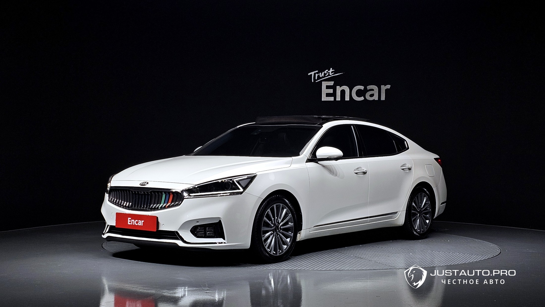 Автомобиль Kia K7