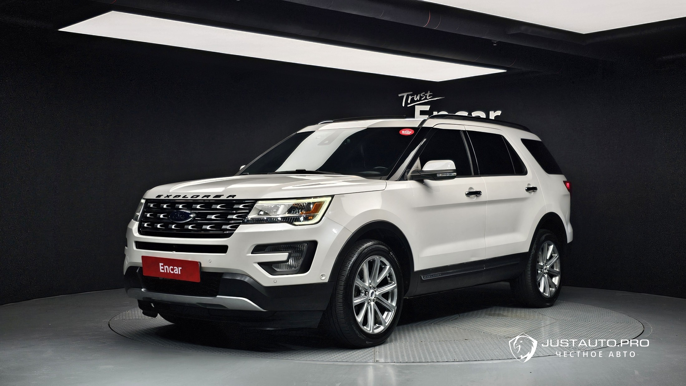 Автомобиль Ford Explorer