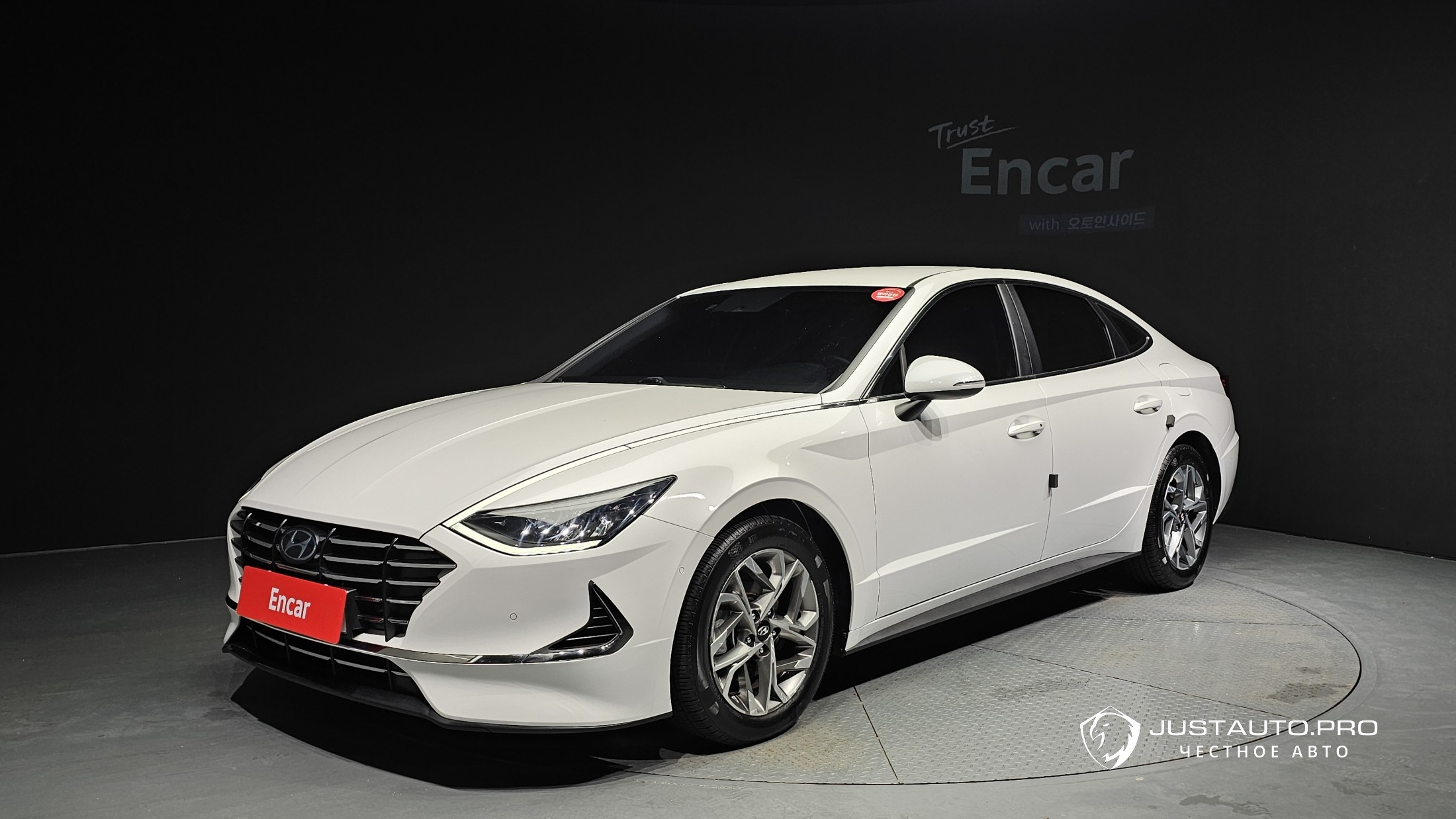 Автомобиль Hyundai Sonata