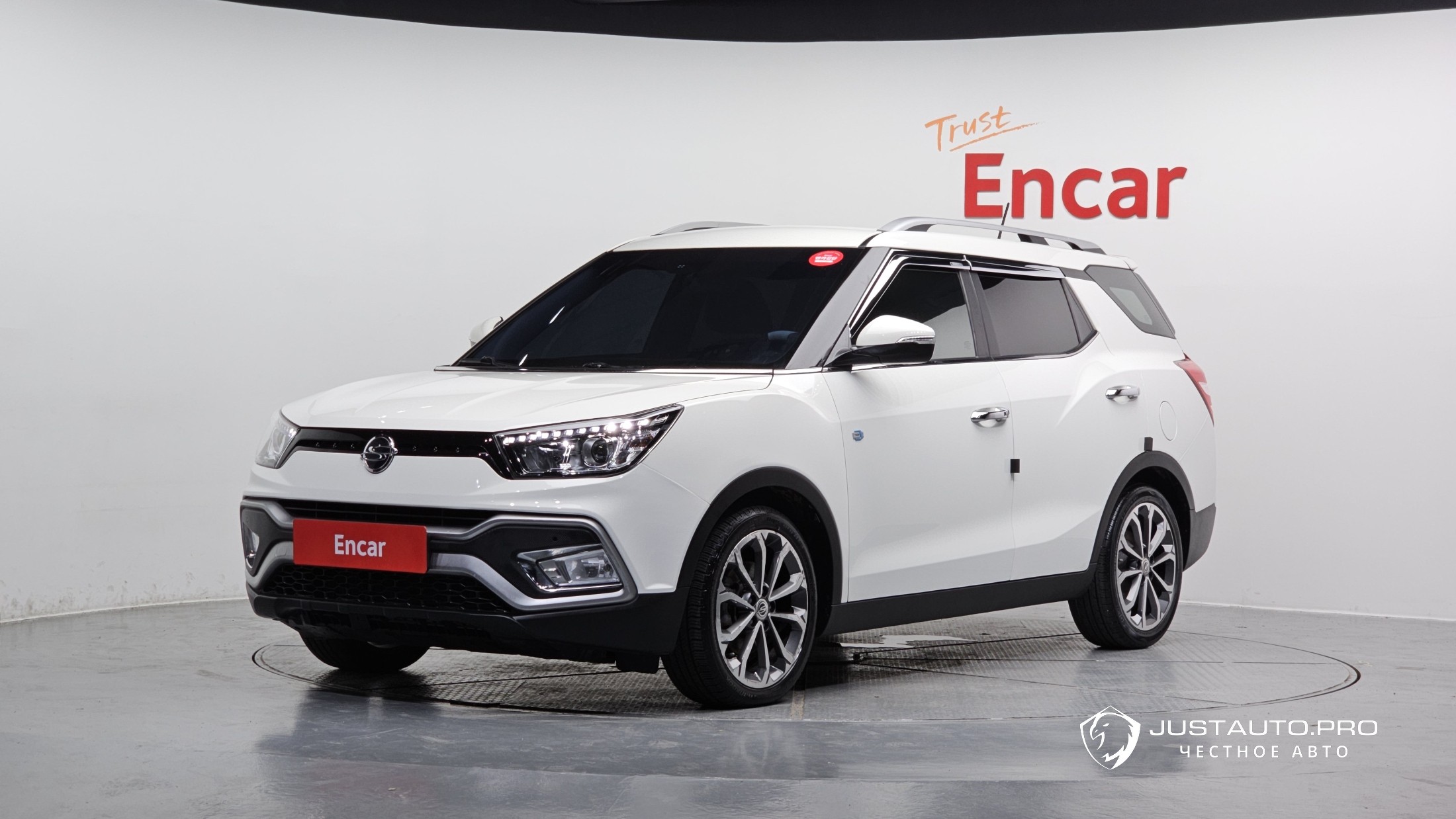 Автомобиль KG_Mobility_Ssangyong TIBOLI