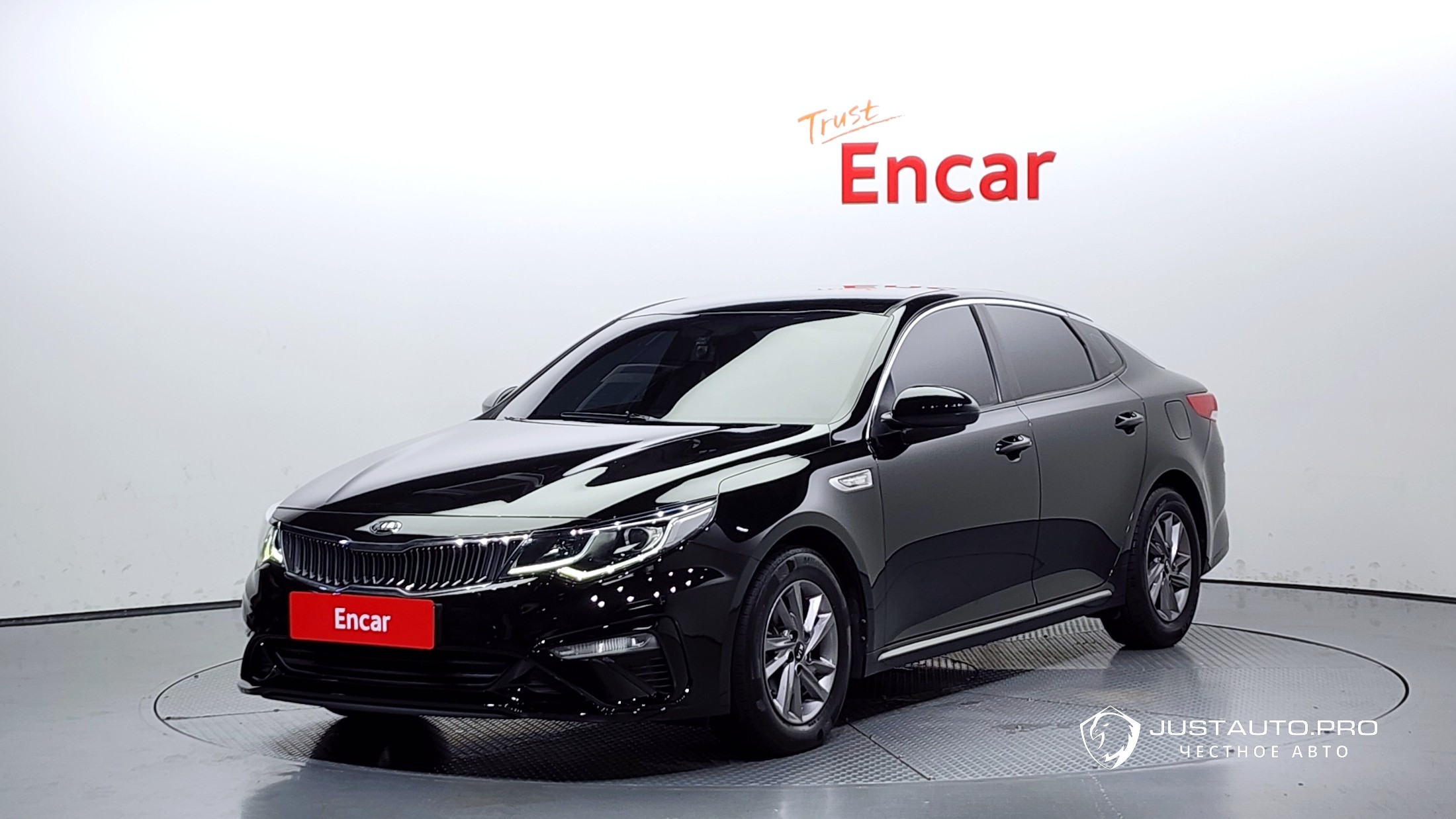 Автомобиль Kia K5