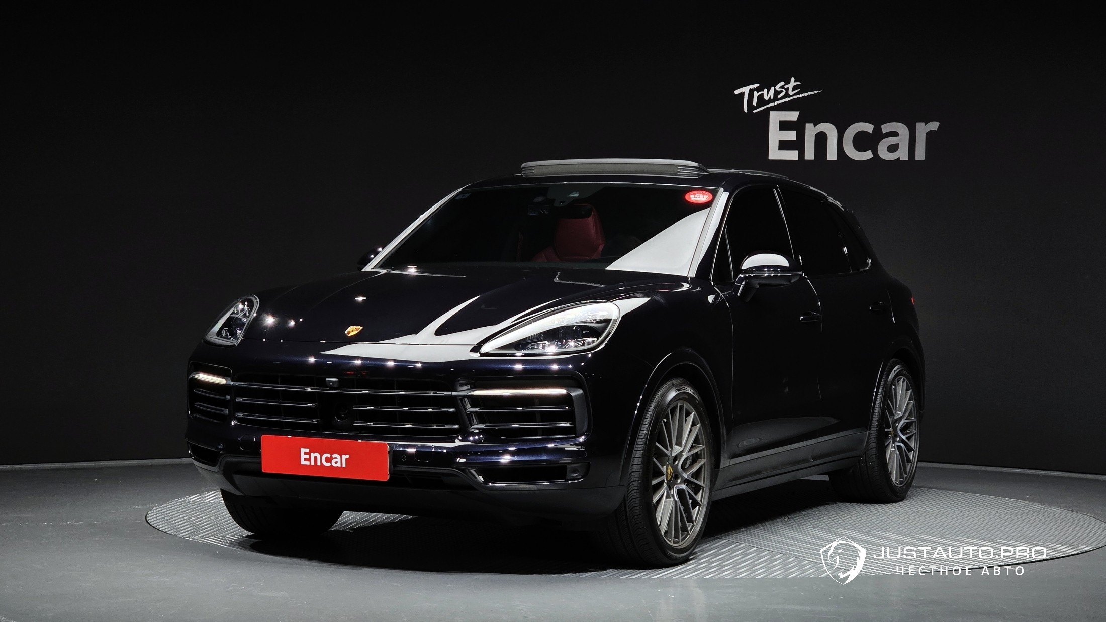 Автомобиль Porsche Cayenne