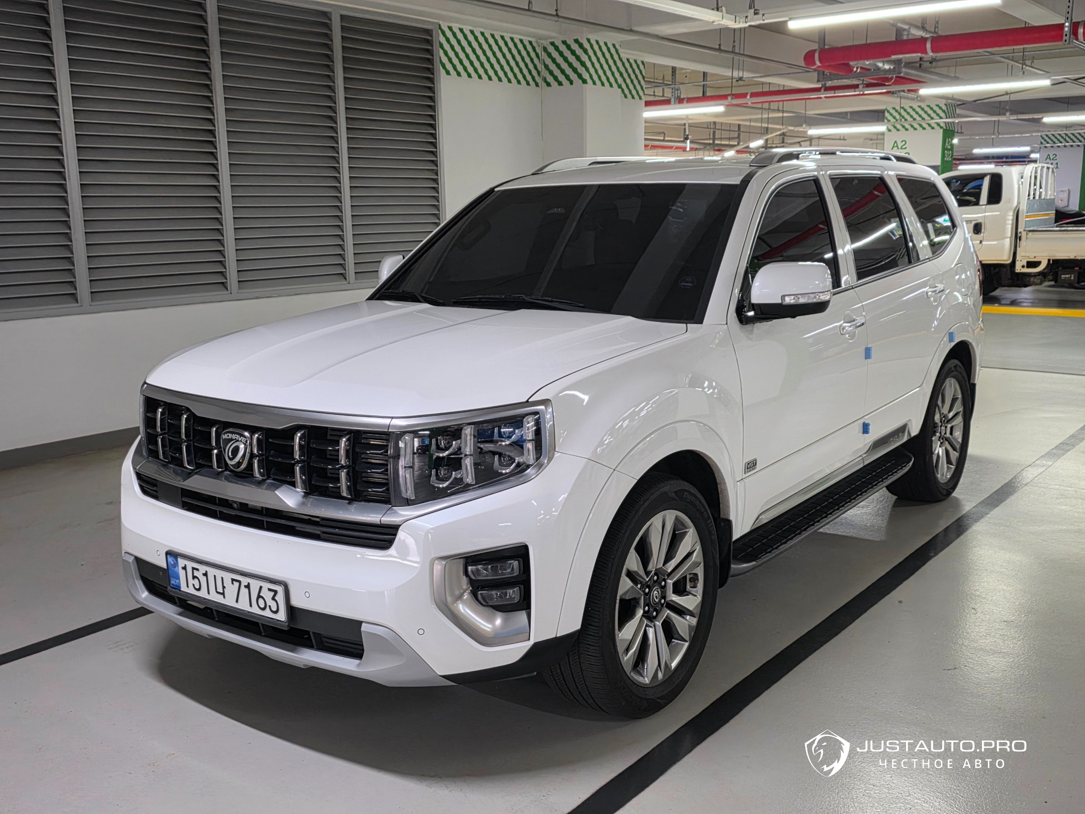 Автомобиль Kia Mohave