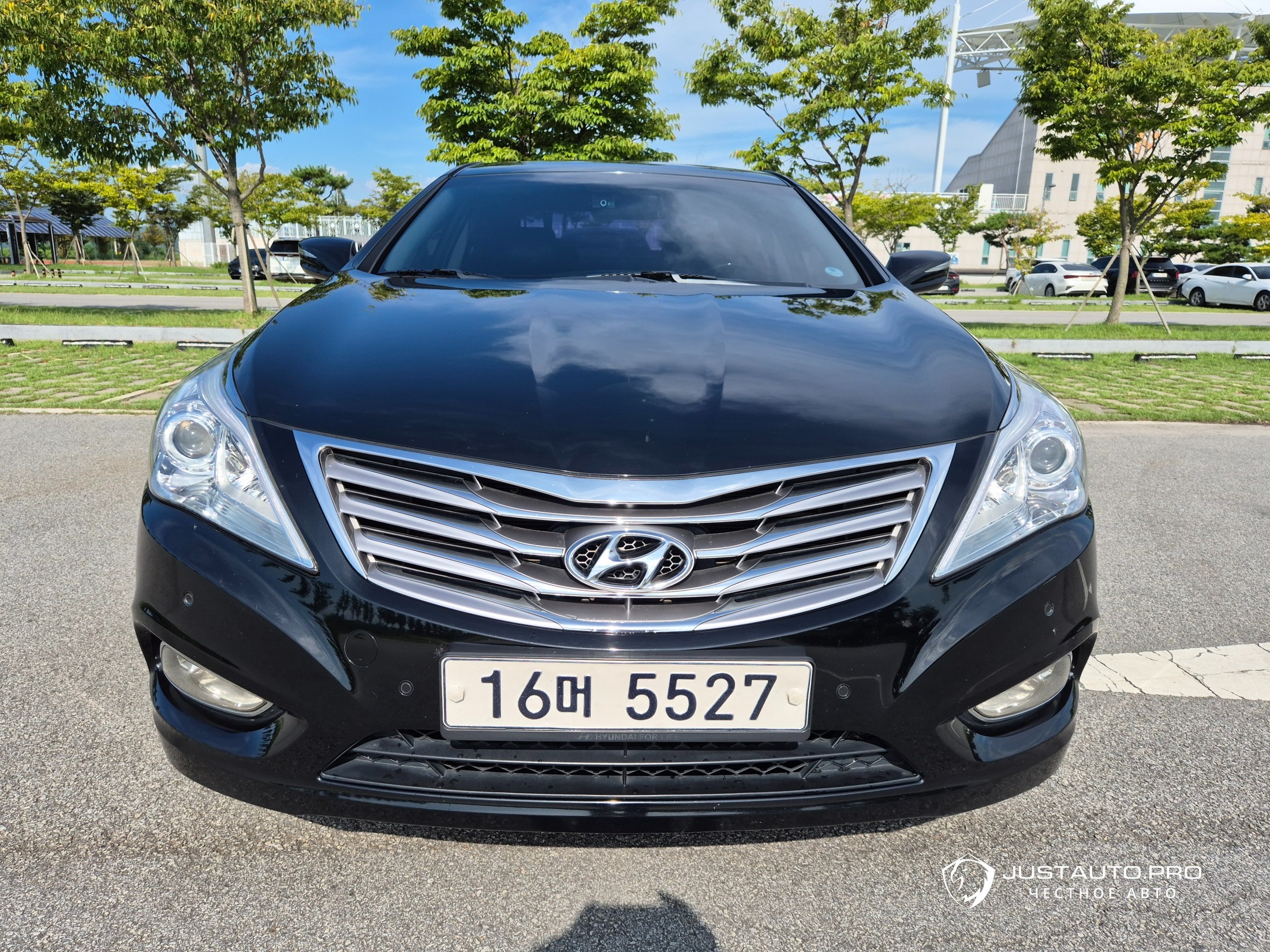 Автомобиль Hyundai Grandeur