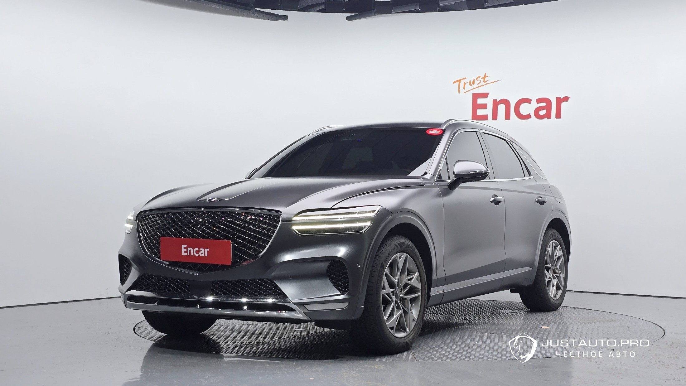 Автомобиль Genesis GV70