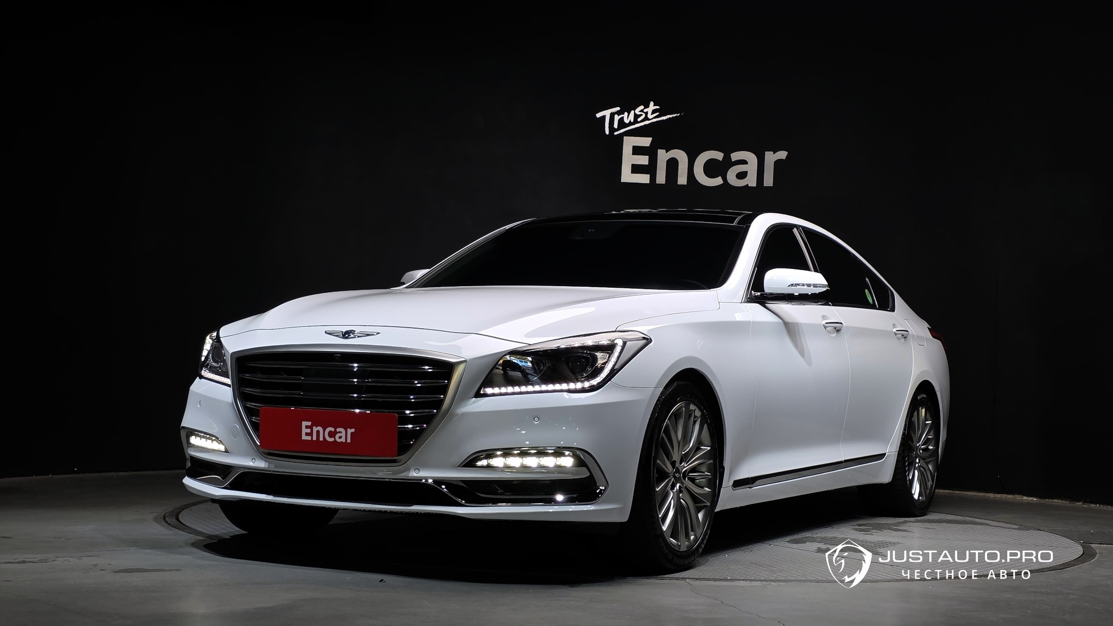 Автомобиль Genesis G80