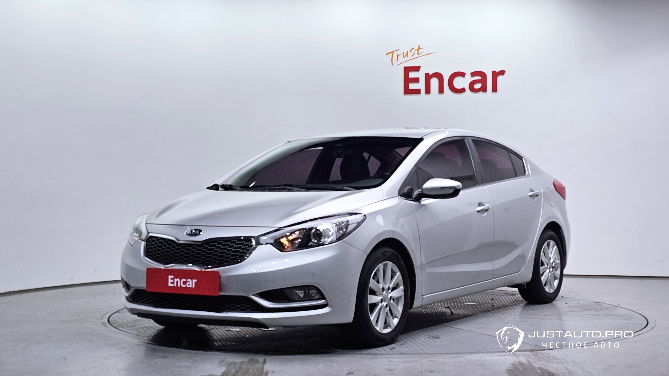Автомобиль Kia K3