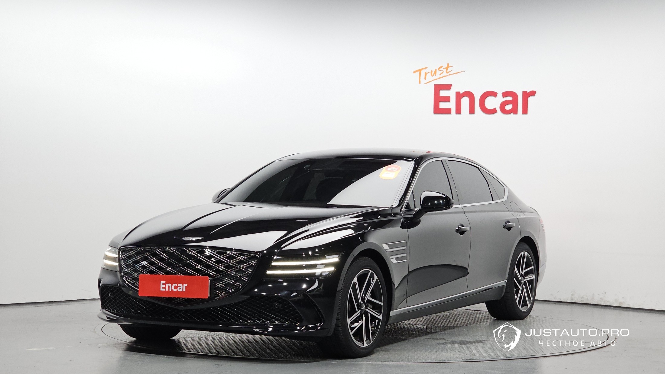 Автомобиль Genesis G80