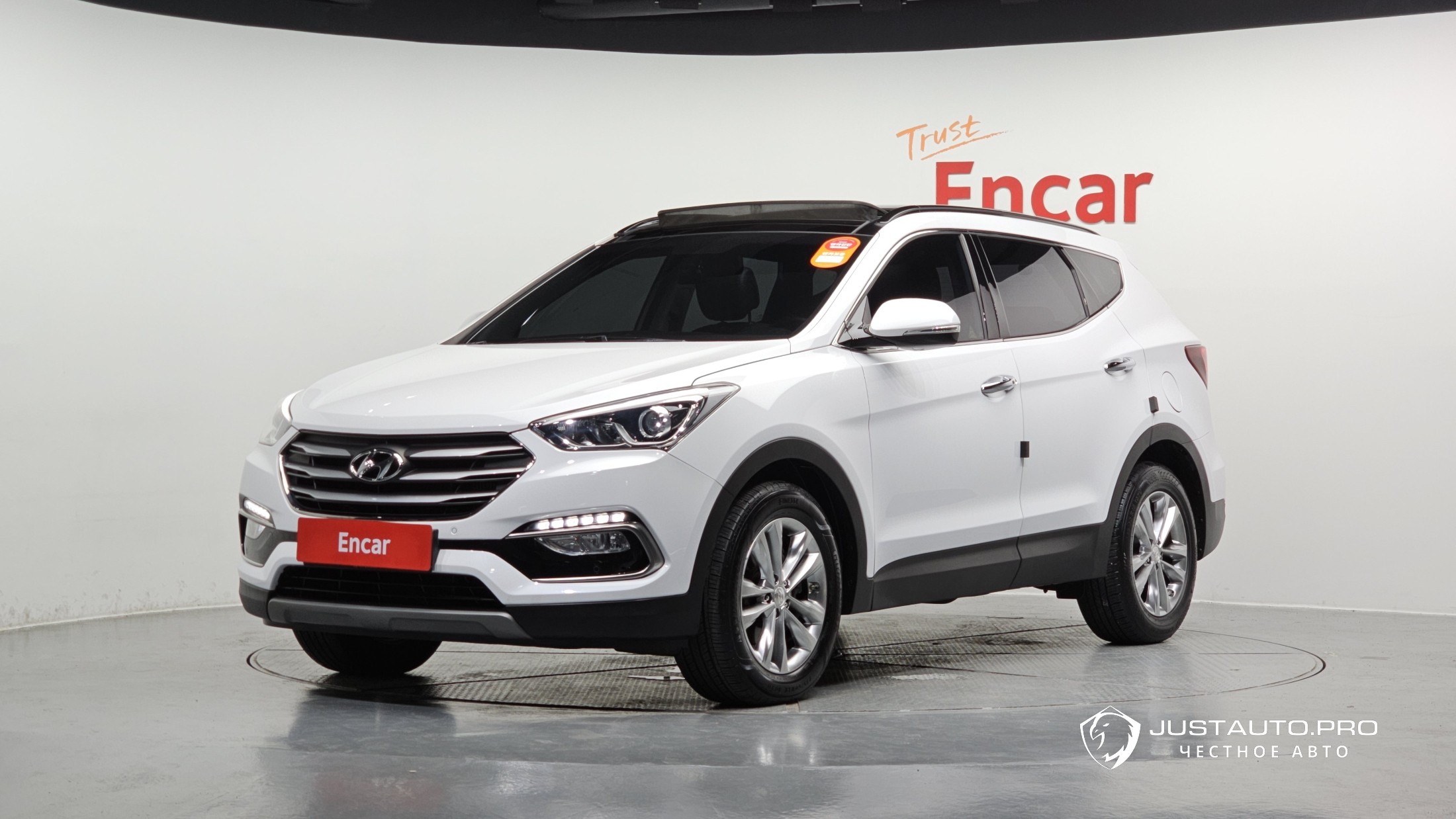 Автомобиль Hyundai Santafe