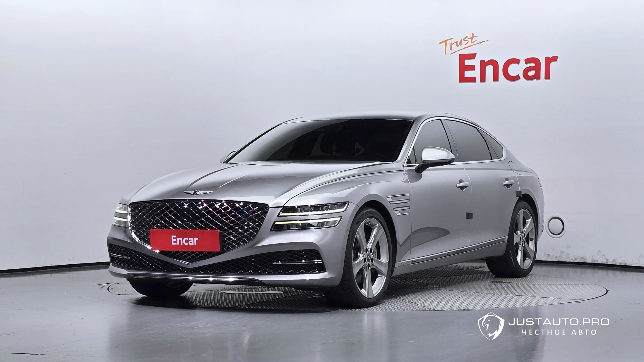 Автомобиль Genesis G80
