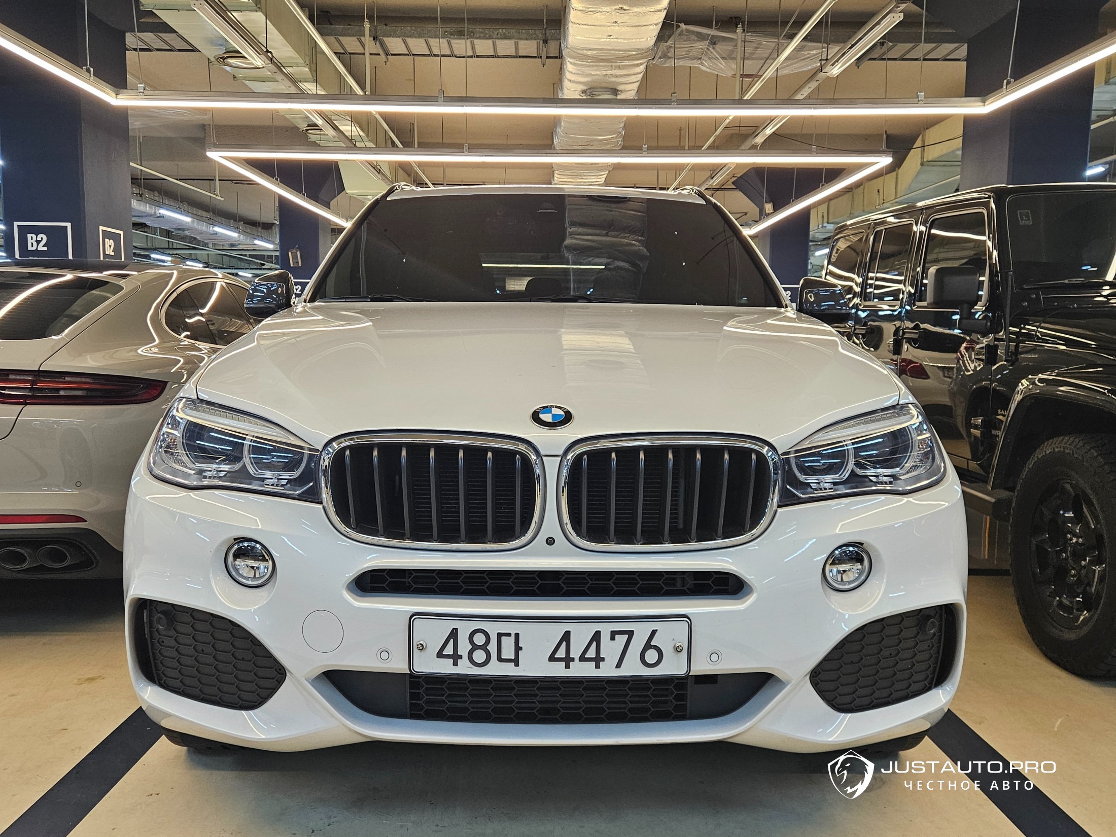 Автомобиль BMW X5