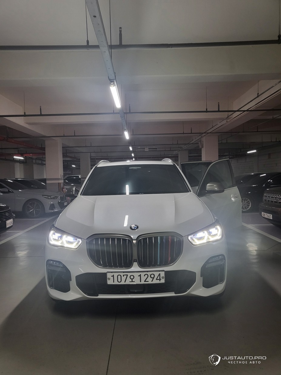 Автомобиль BMW X5