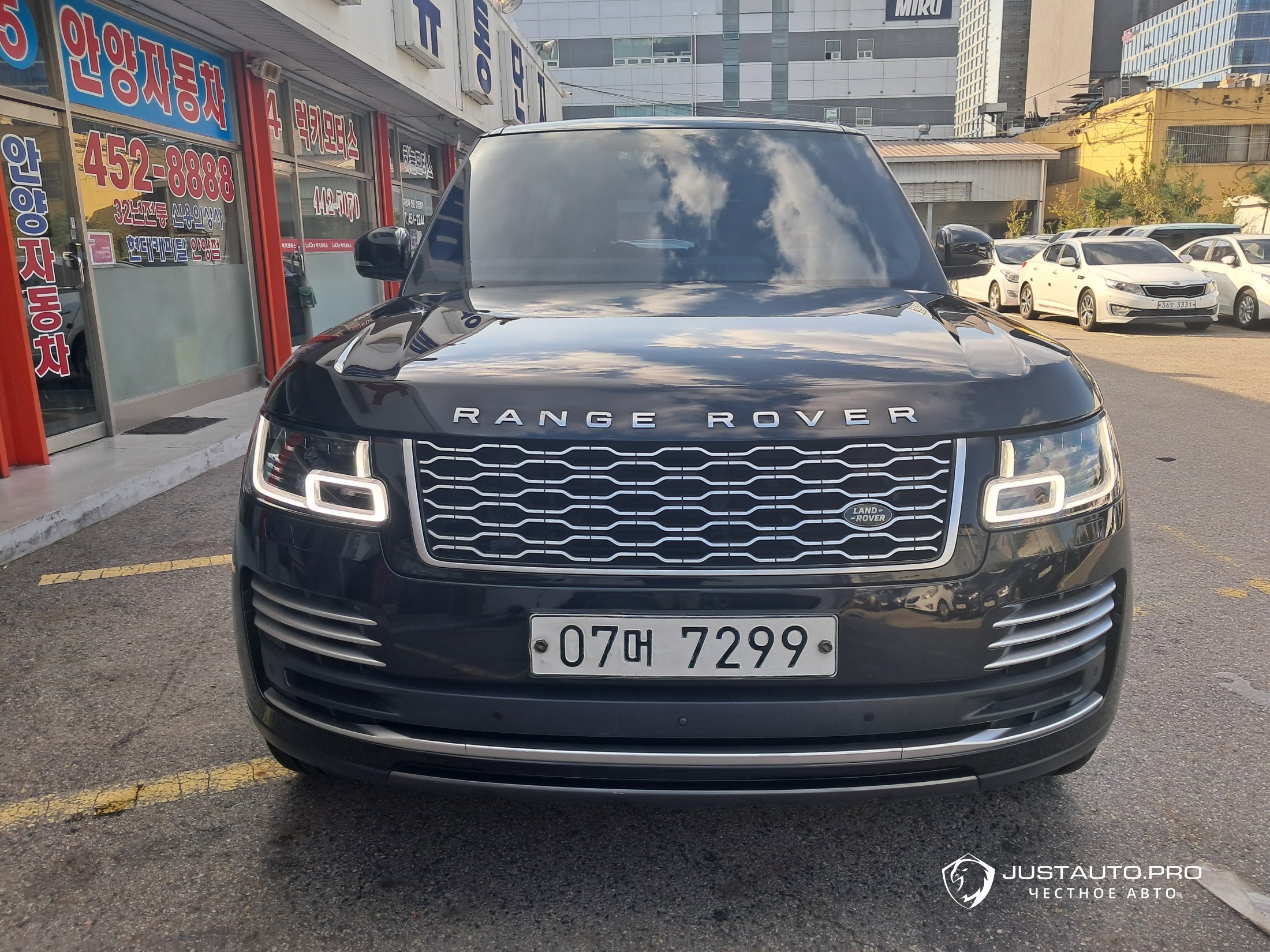 Автомобиль Land Rover Range Rover