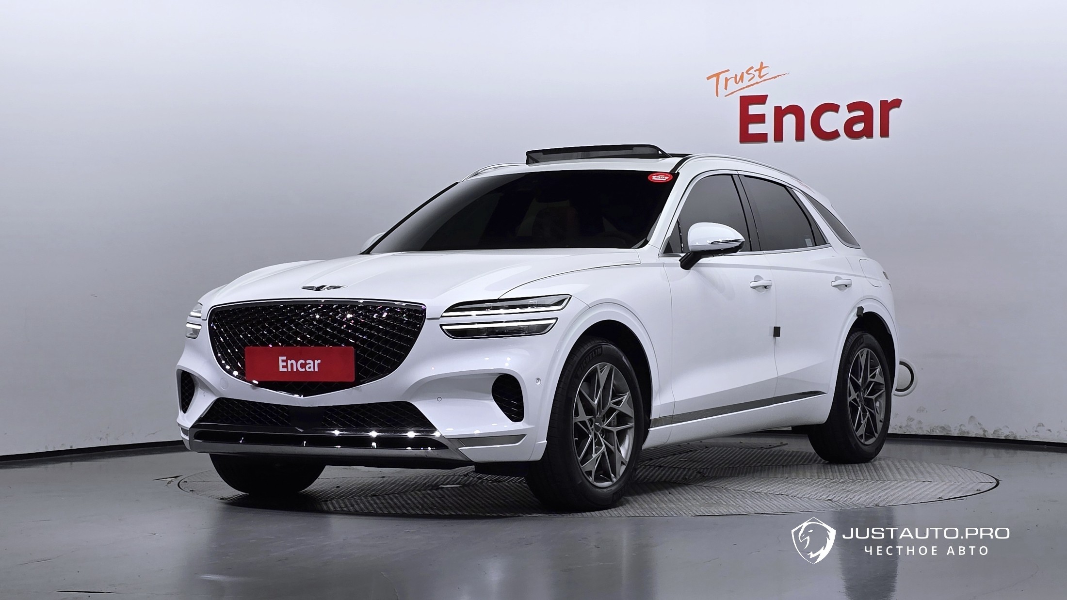Автомобиль Genesis GV70