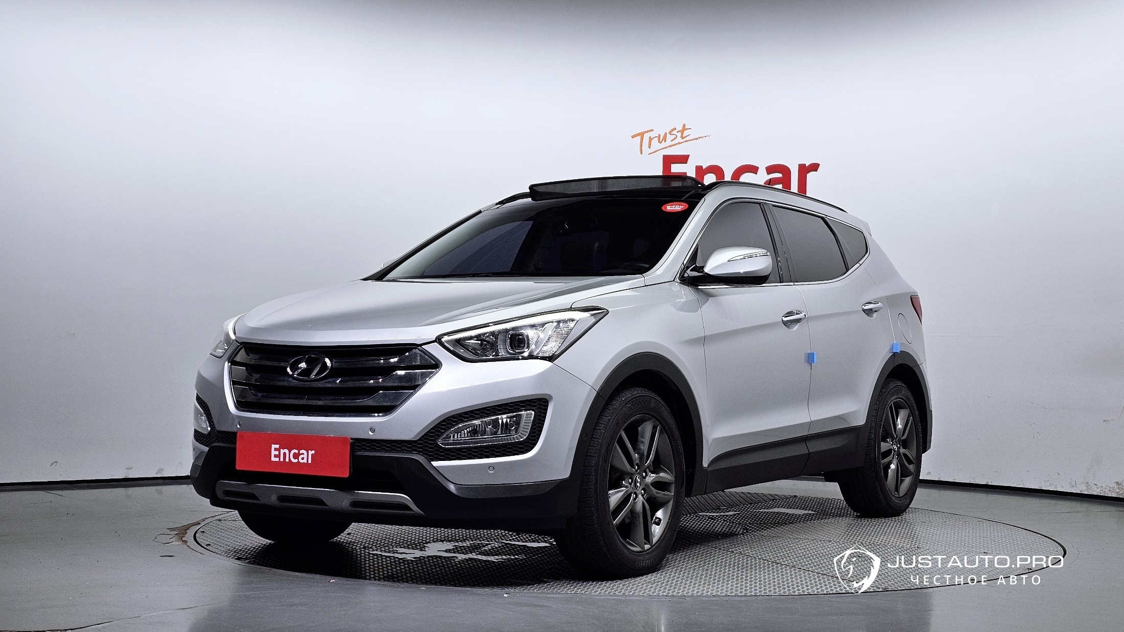 Автомобиль Hyundai Santafe