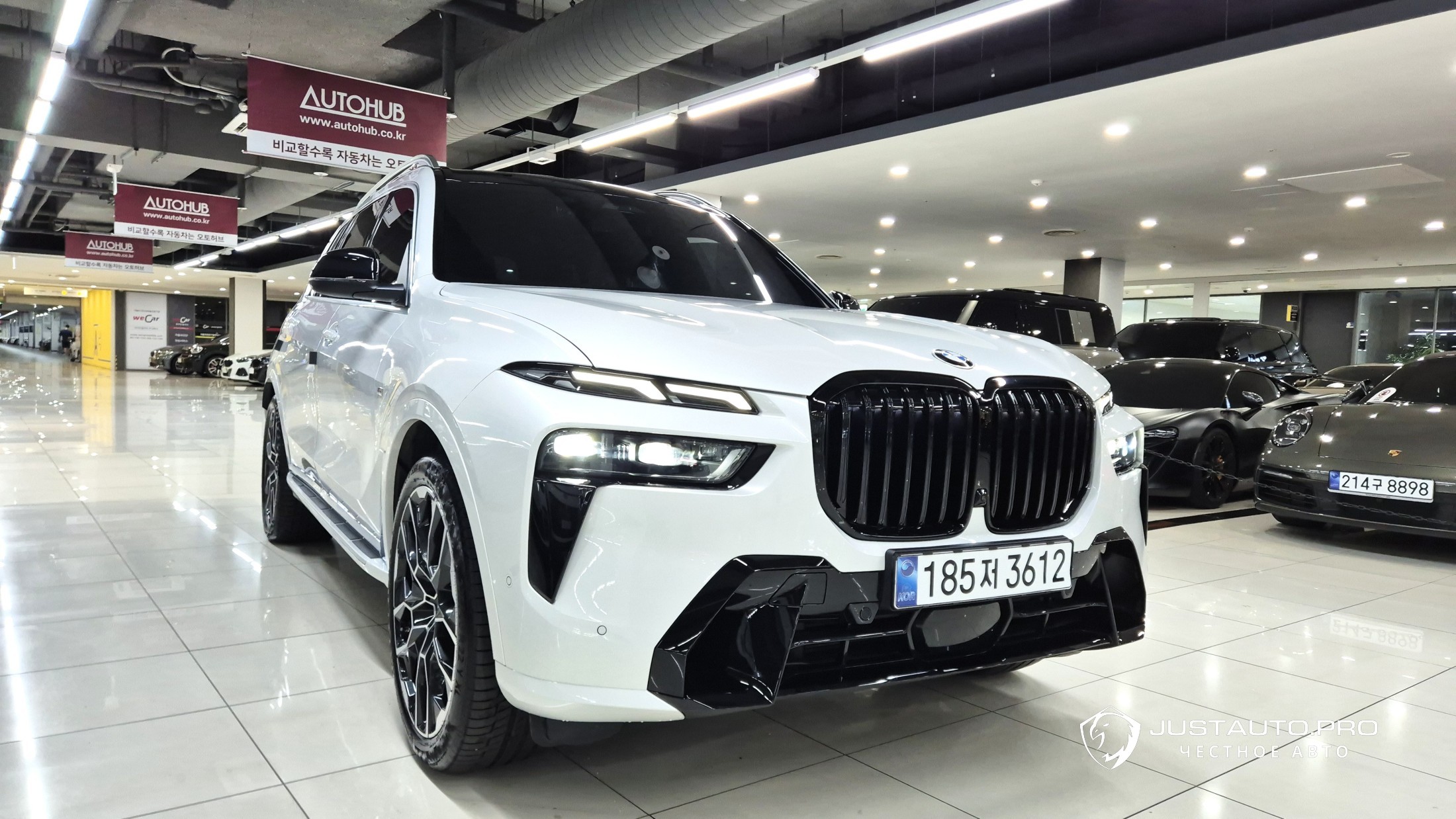 Автомобиль BMW X7