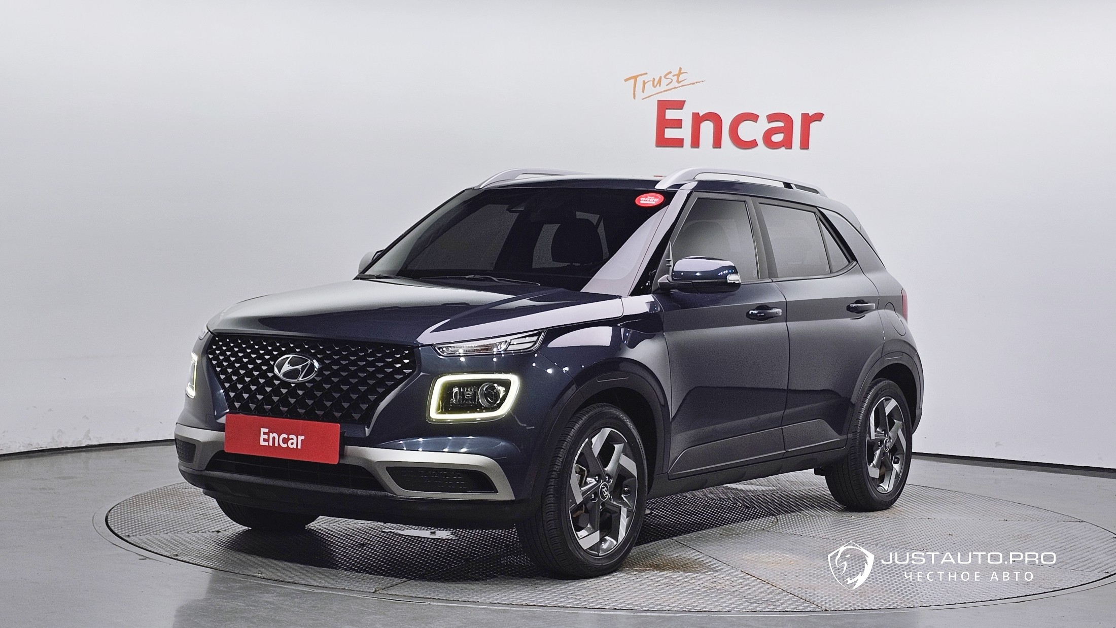 Автомобиль Hyundai Venue