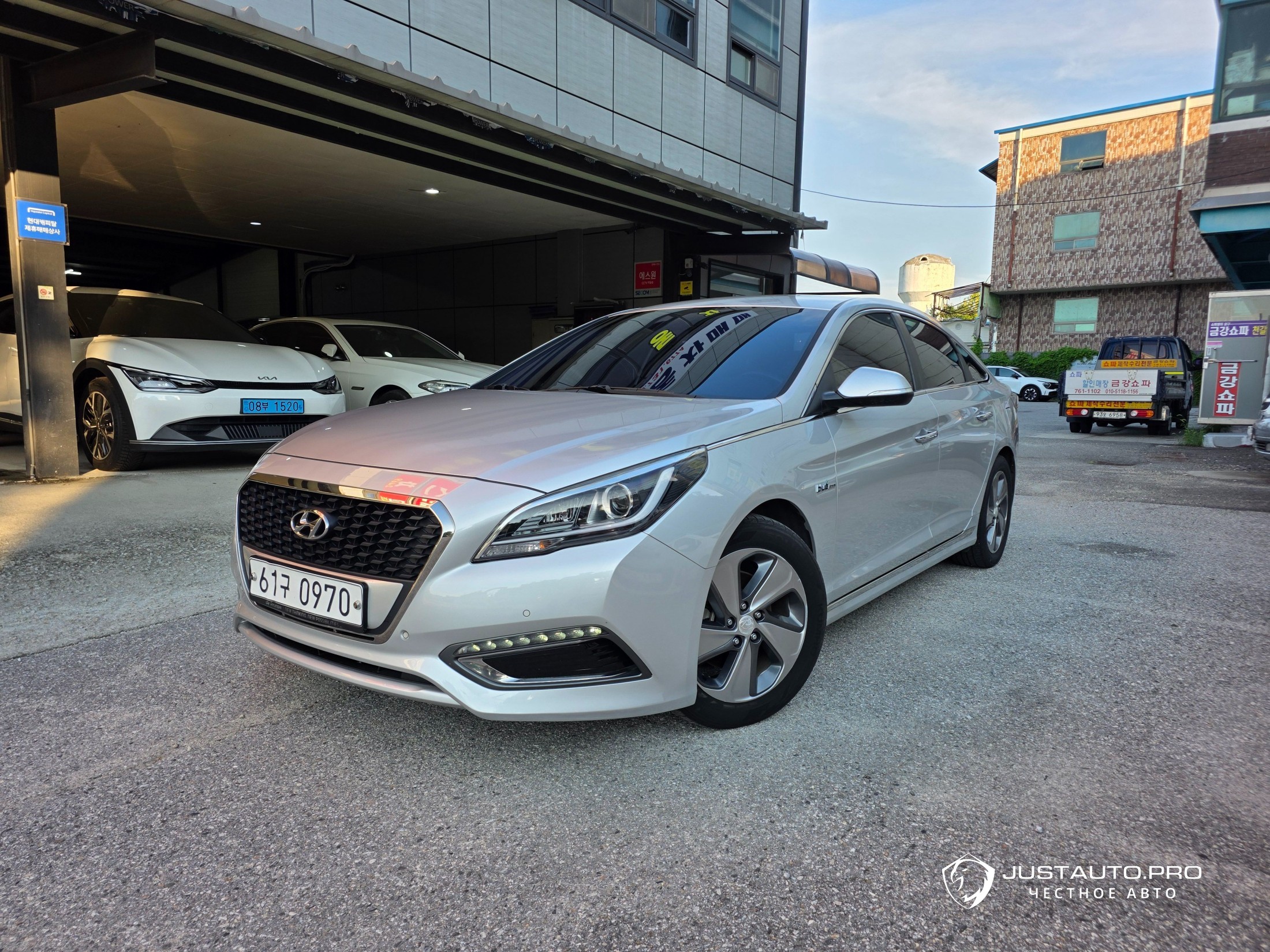 Автомобиль Hyundai Sonata