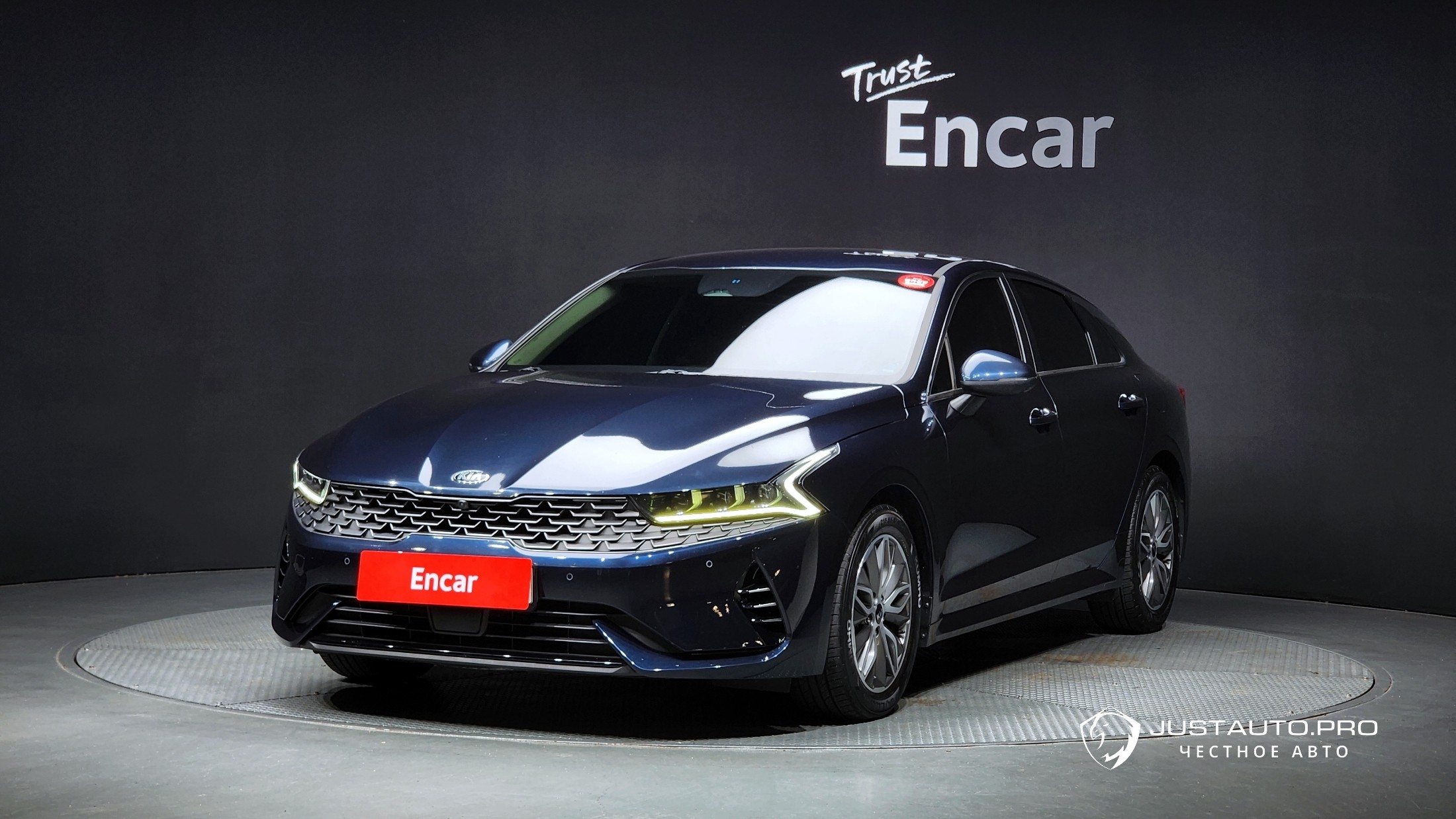 Автомобиль Kia K5