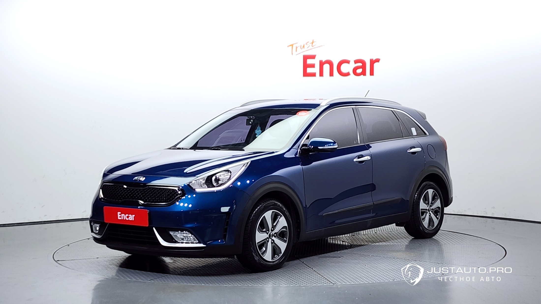Автомобиль Kia Niro