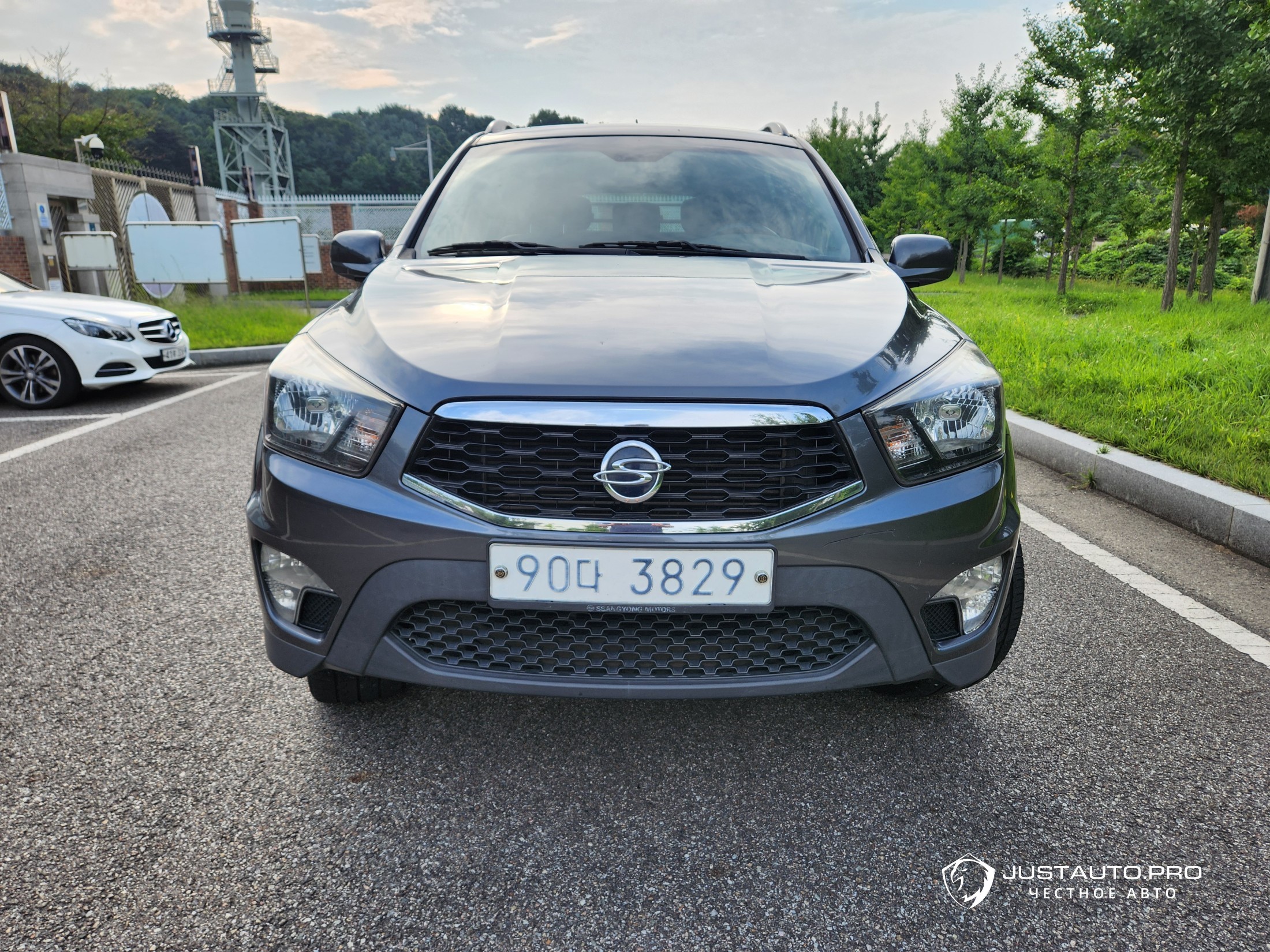 Автомобиль KG_Mobility_Ssangyong KORANDO