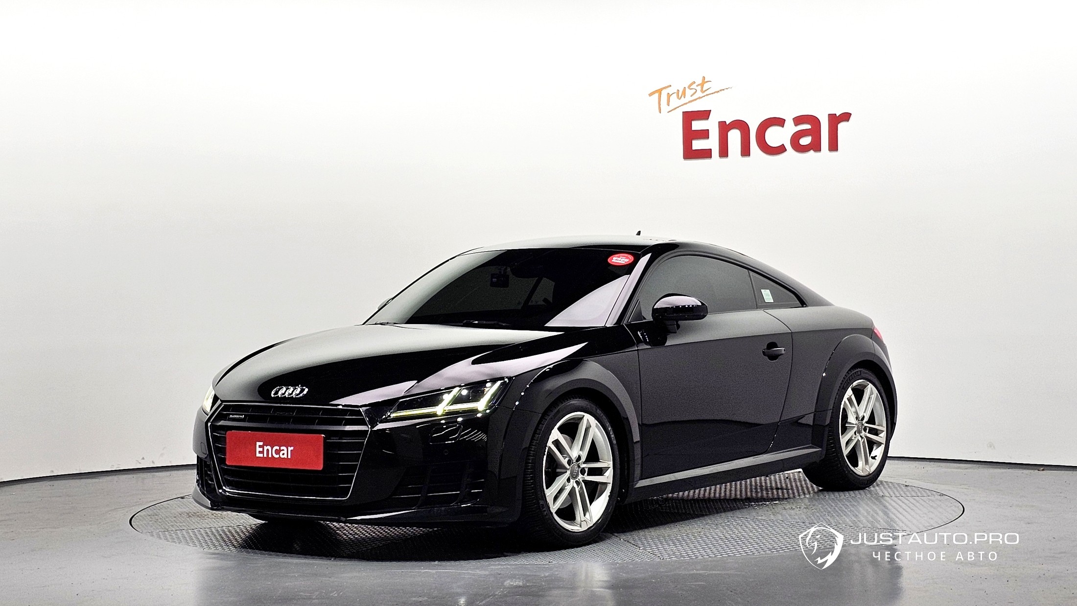 Автомобиль Audi TT