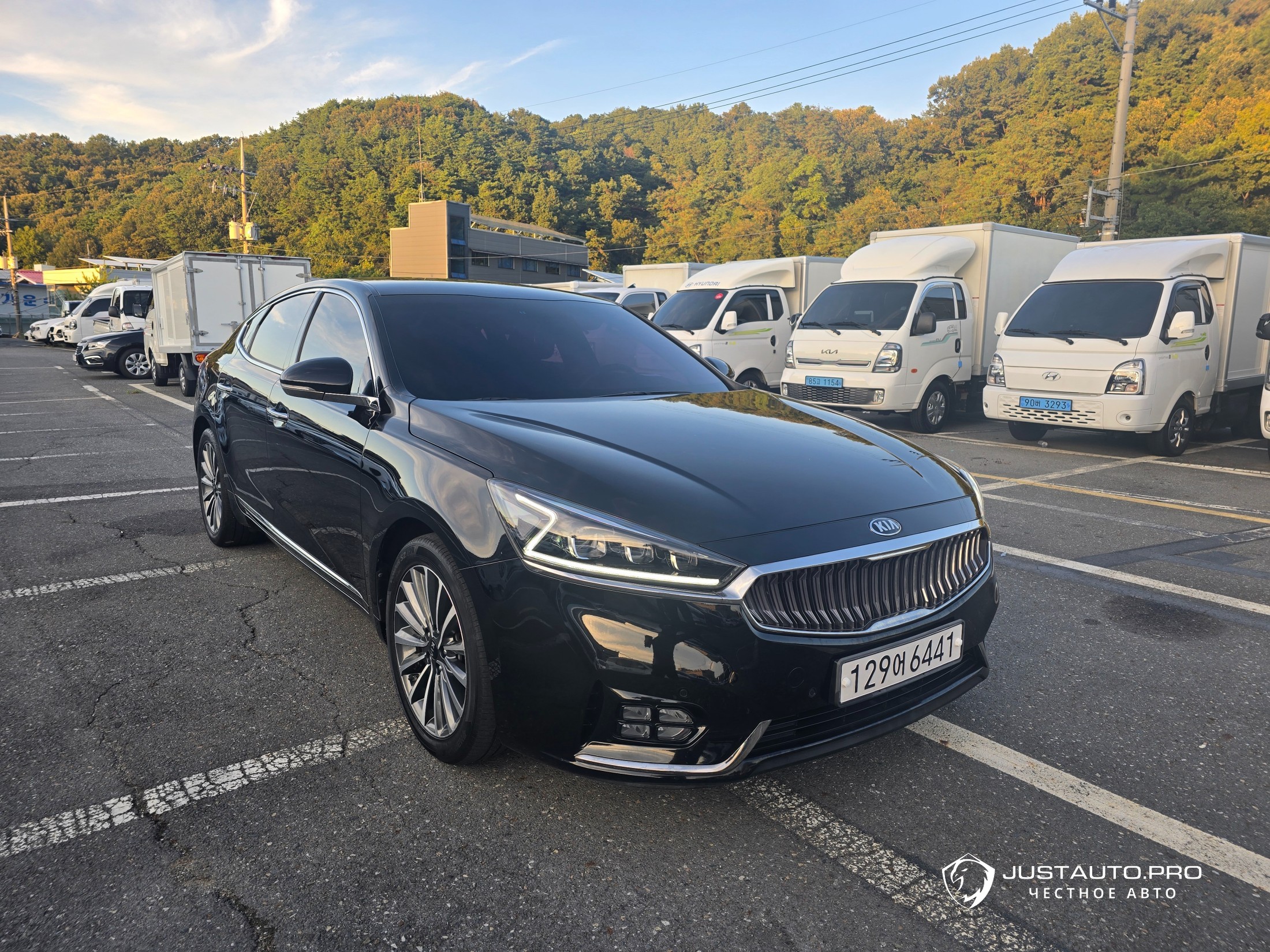 Автомобиль Kia K7