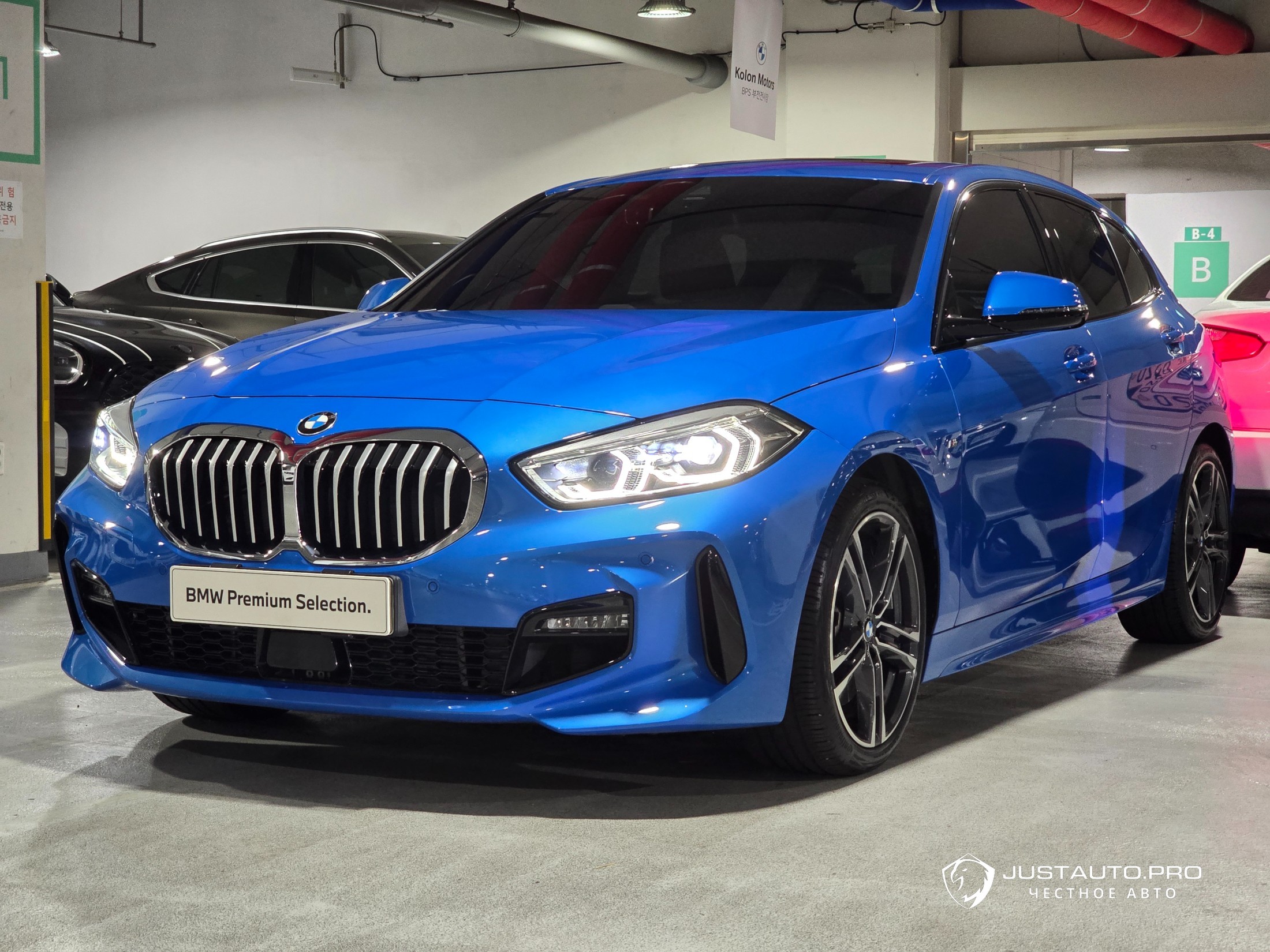 Автомобиль BMW 1-Series