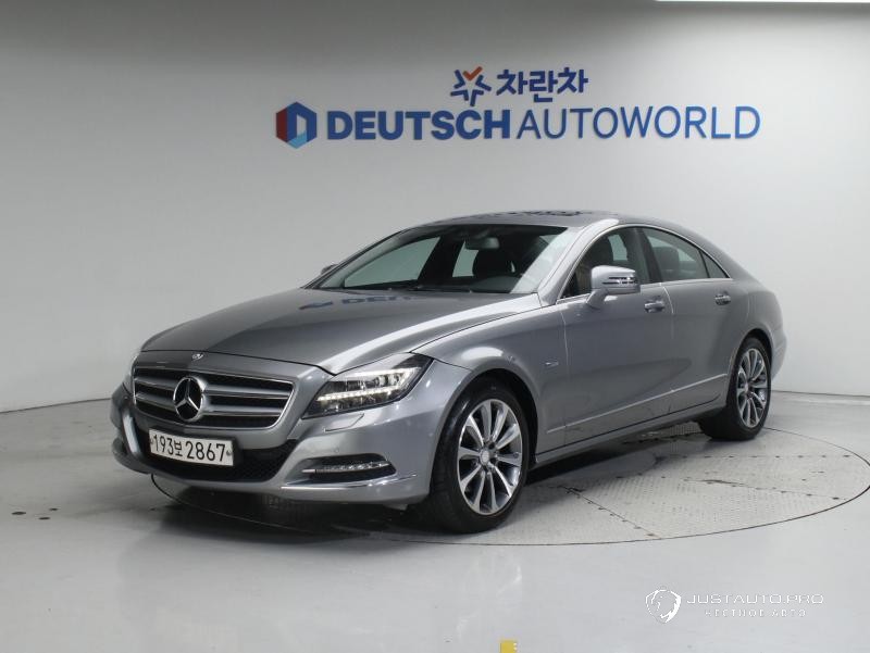 Автомобиль Mercedes-Benz CLS-Class