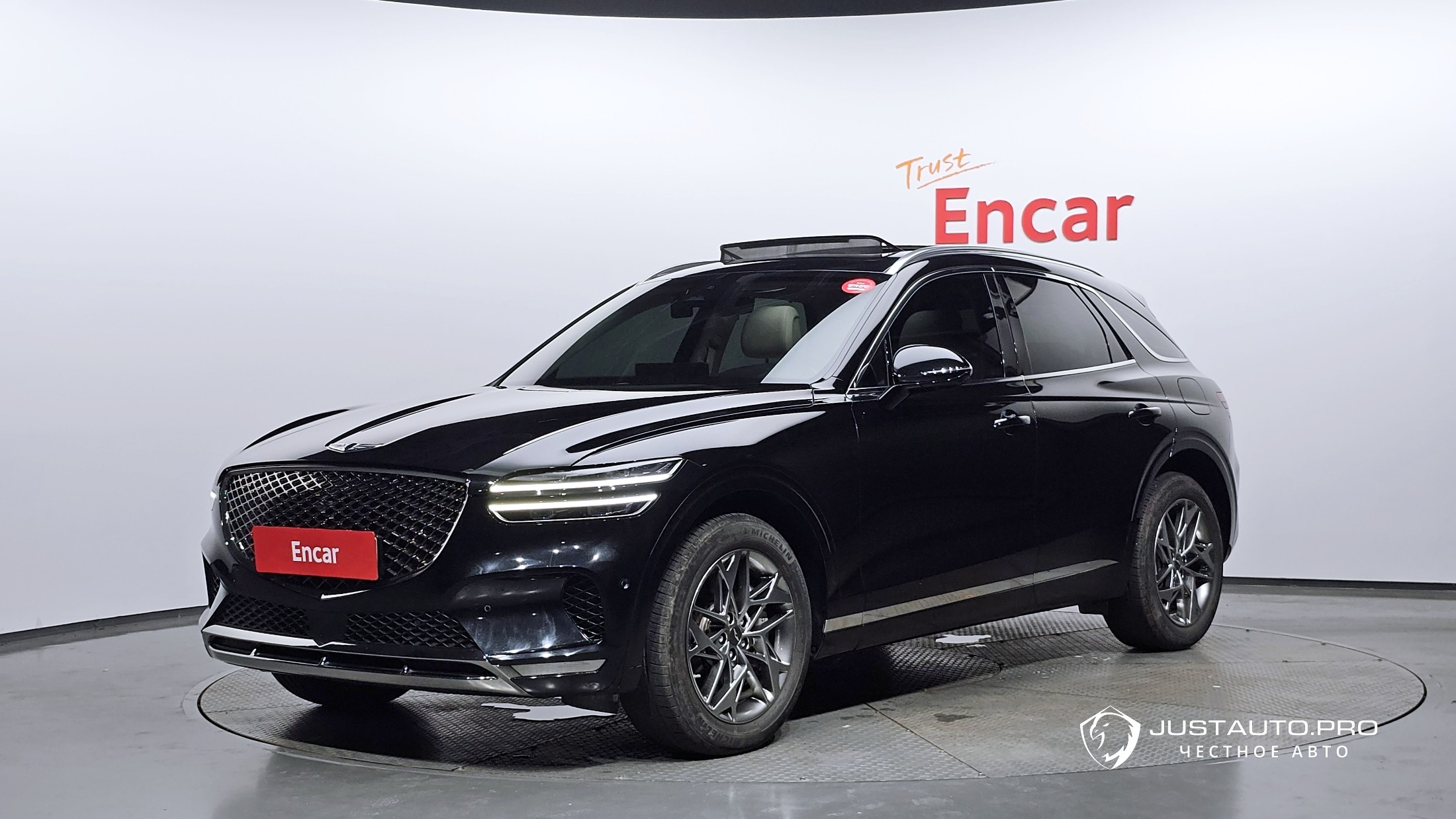 Автомобиль Genesis GV70