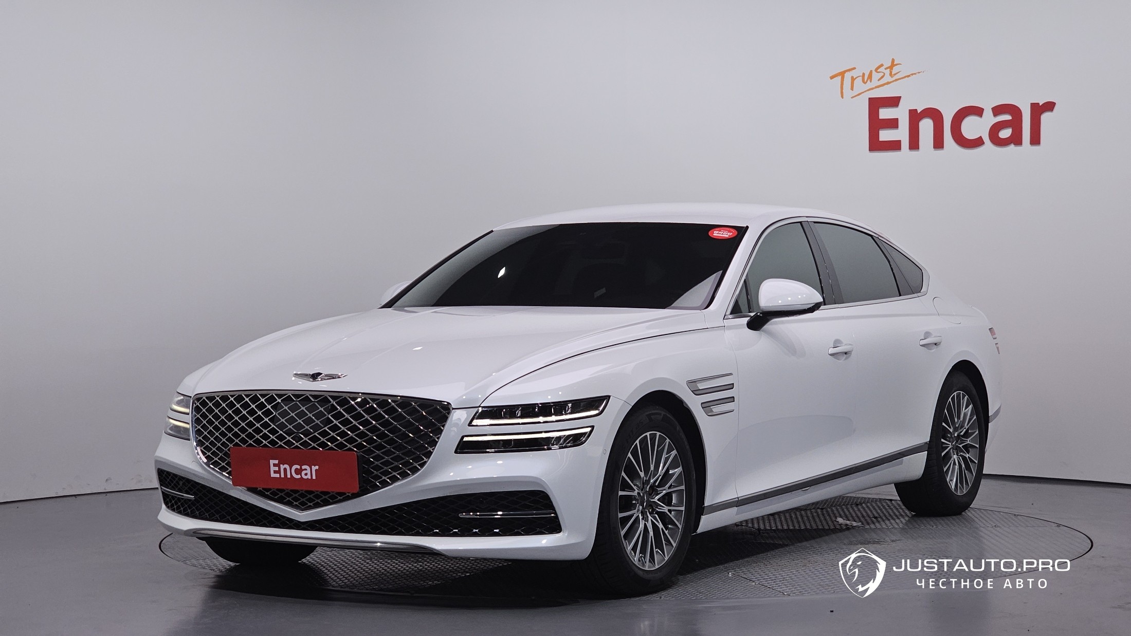 Автомобиль Genesis G80