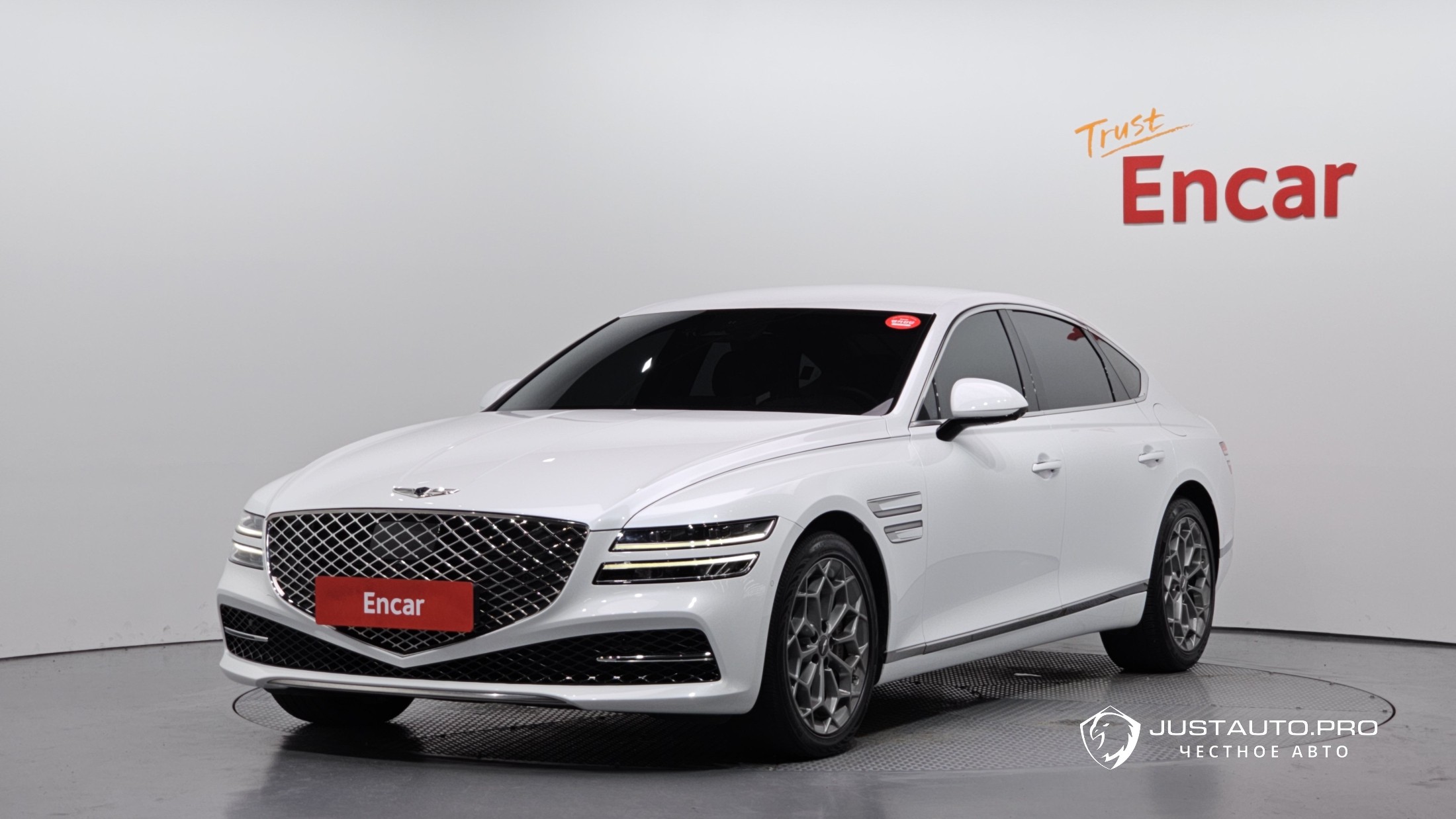 Автомобиль Genesis G80