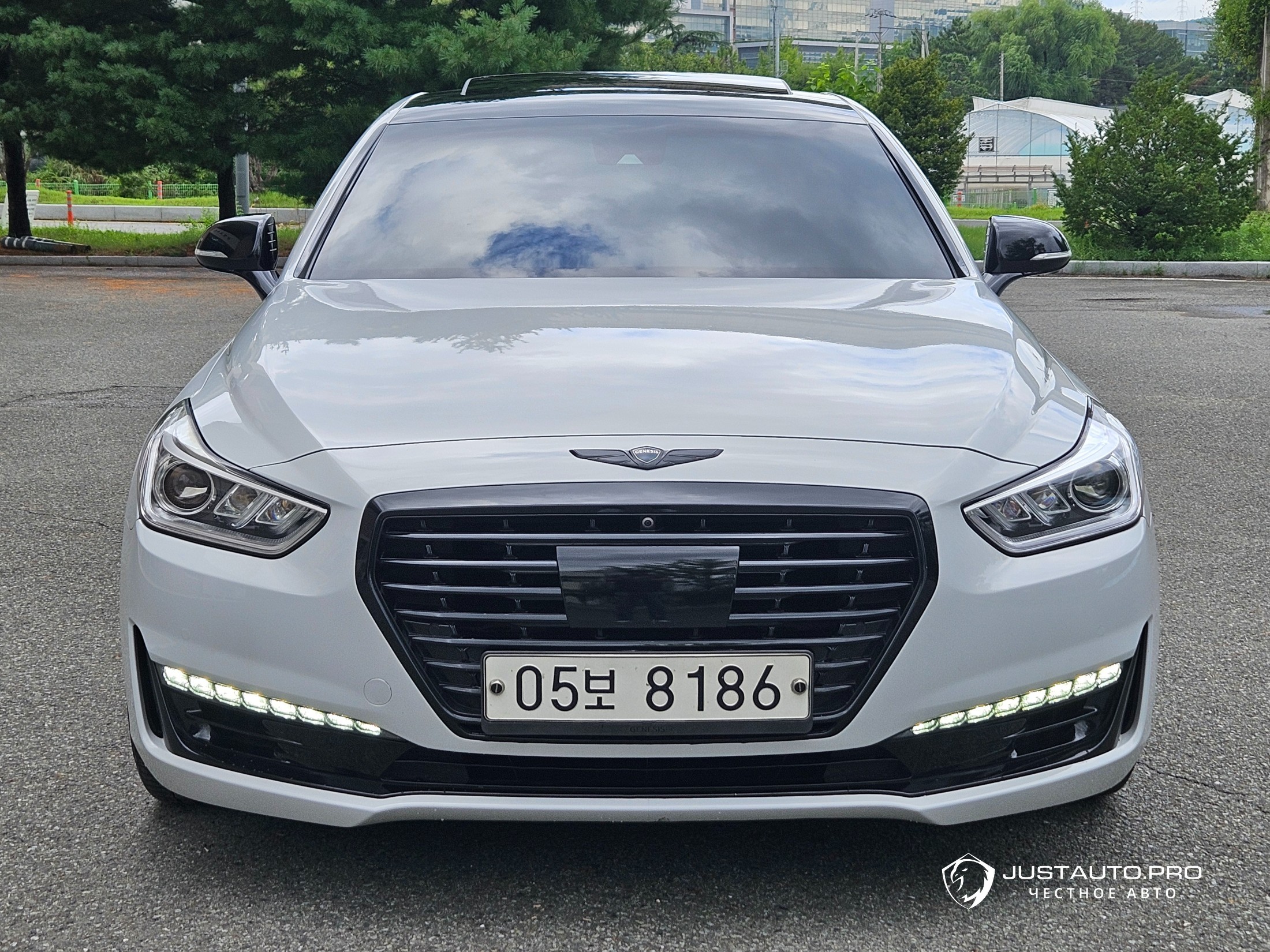 Автомобиль Genesis EQ900