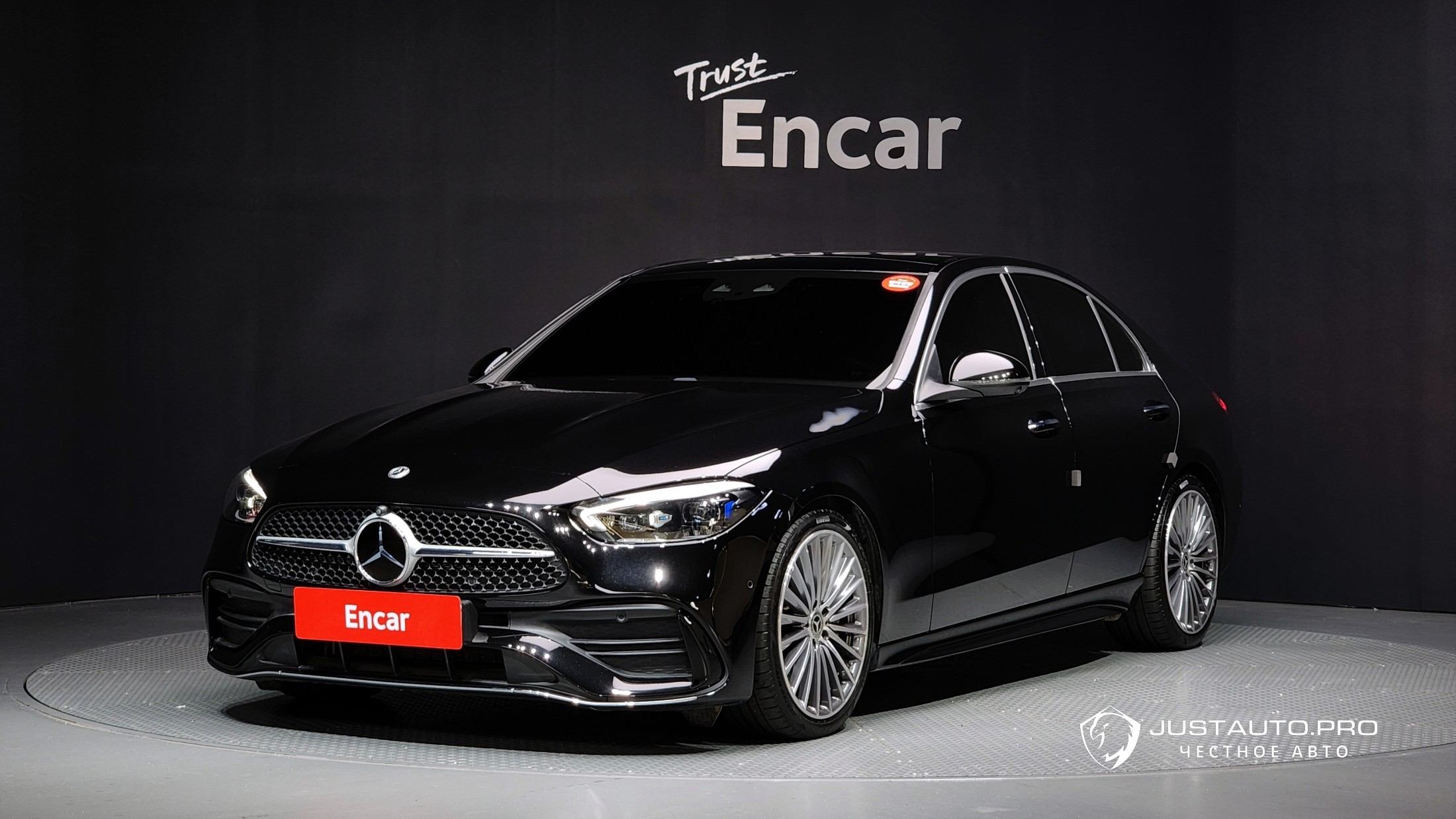 Автомобиль Mercedes-Benz C-Class