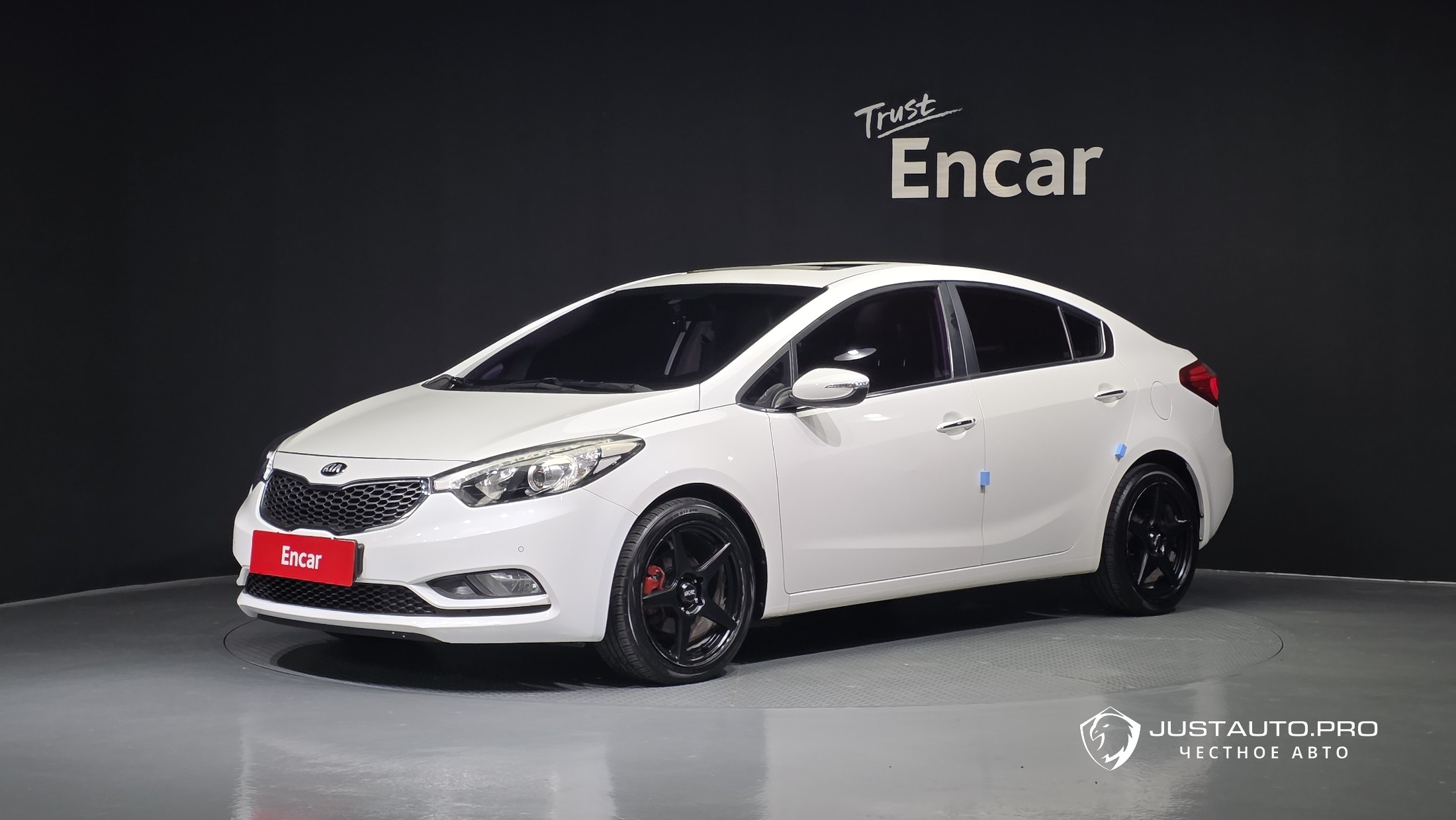 Автомобиль Kia K3