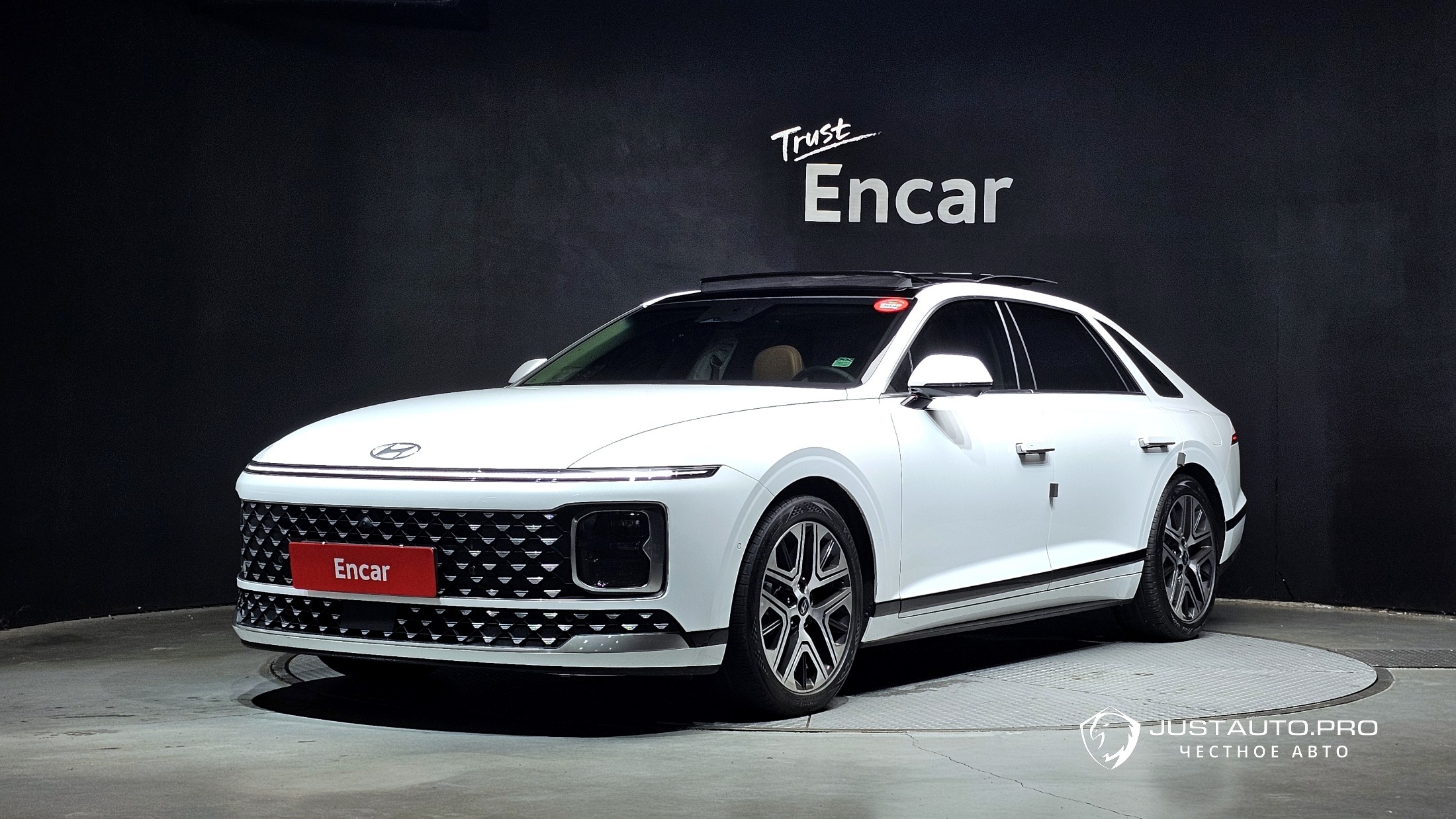 Автомобиль Hyundai Grandeur