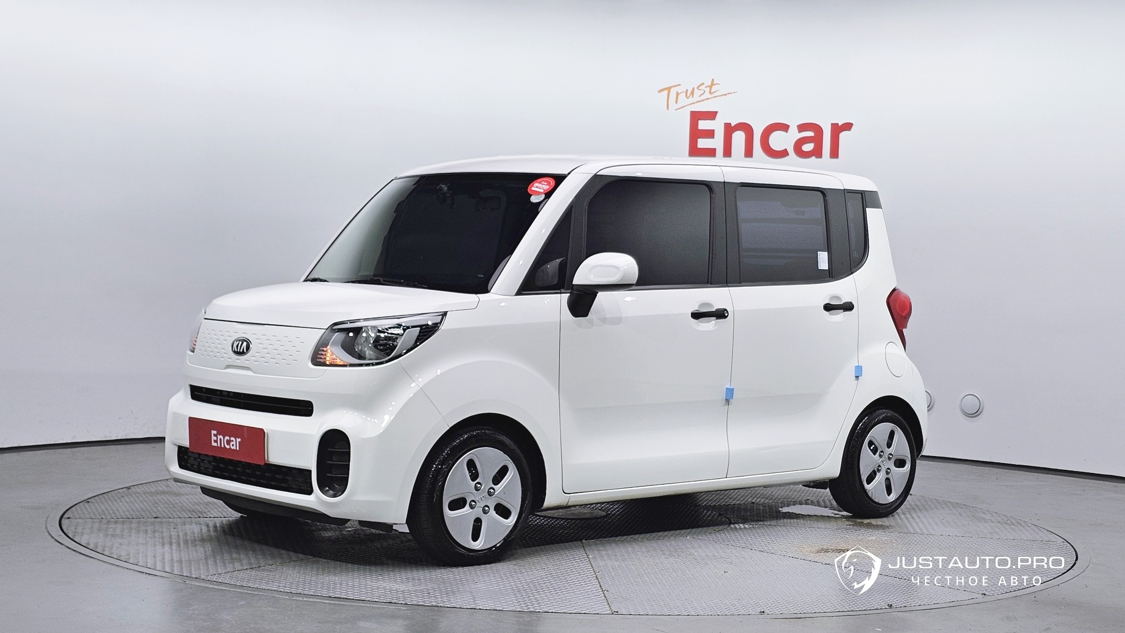 Автомобиль Kia RAY