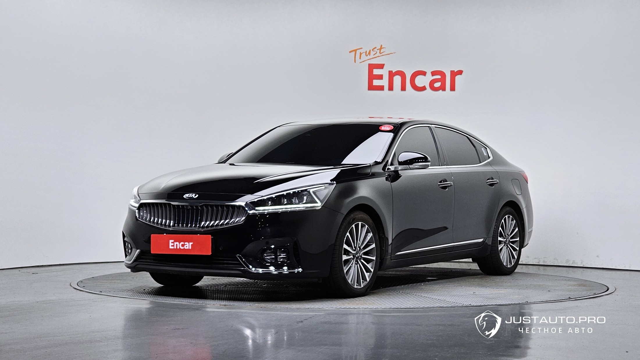 Автомобиль Kia K7