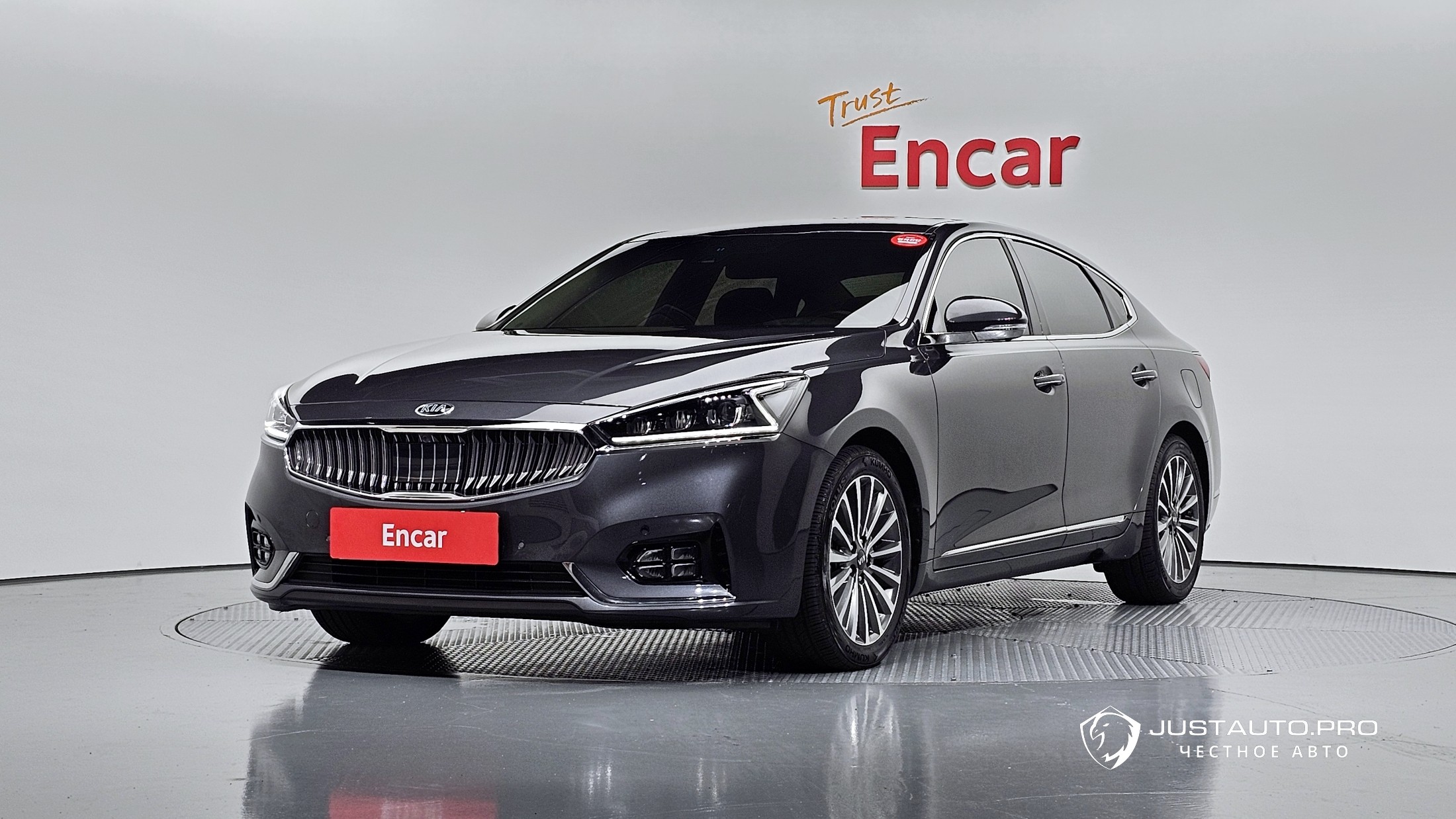 Автомобиль Kia K7