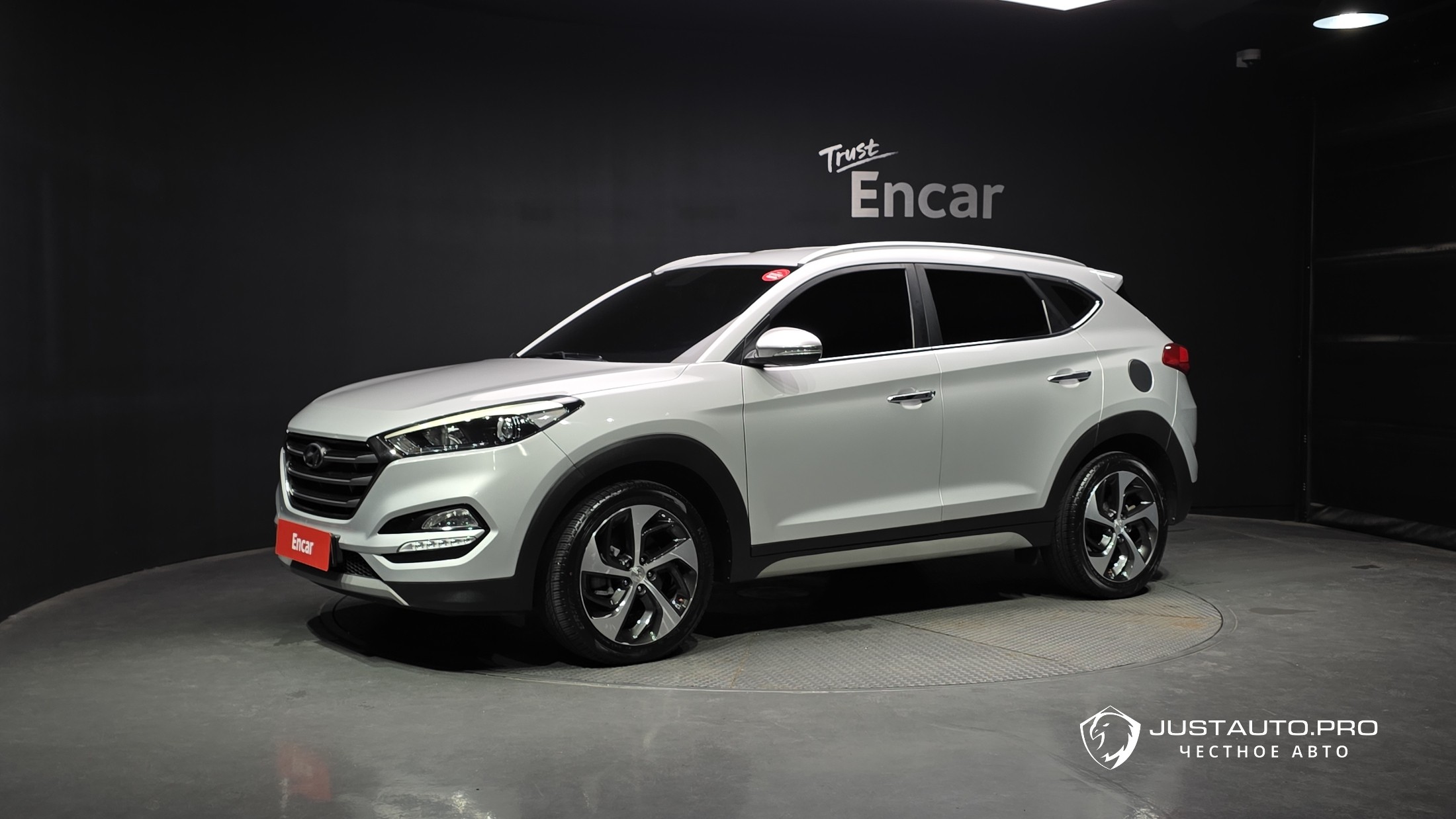 Автомобиль Hyundai Tucson