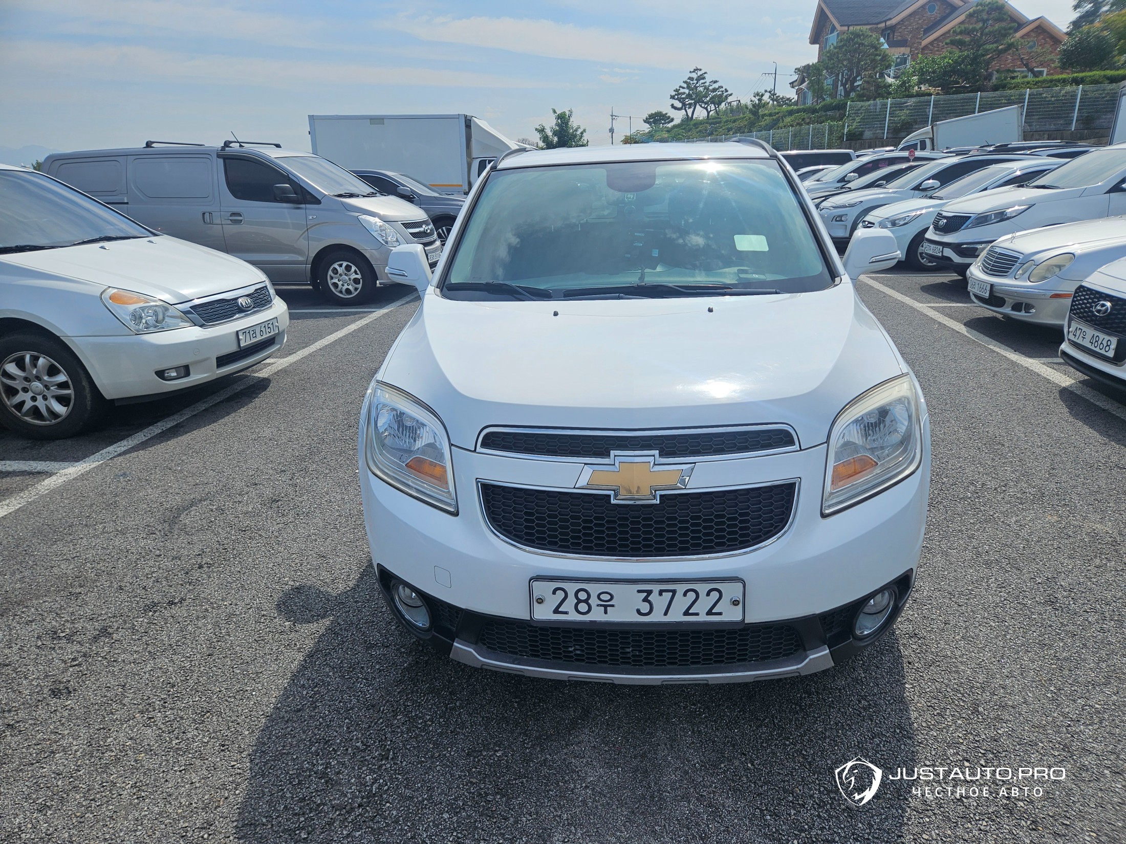 Автомобиль ChevroletGMDaewoo Orlando