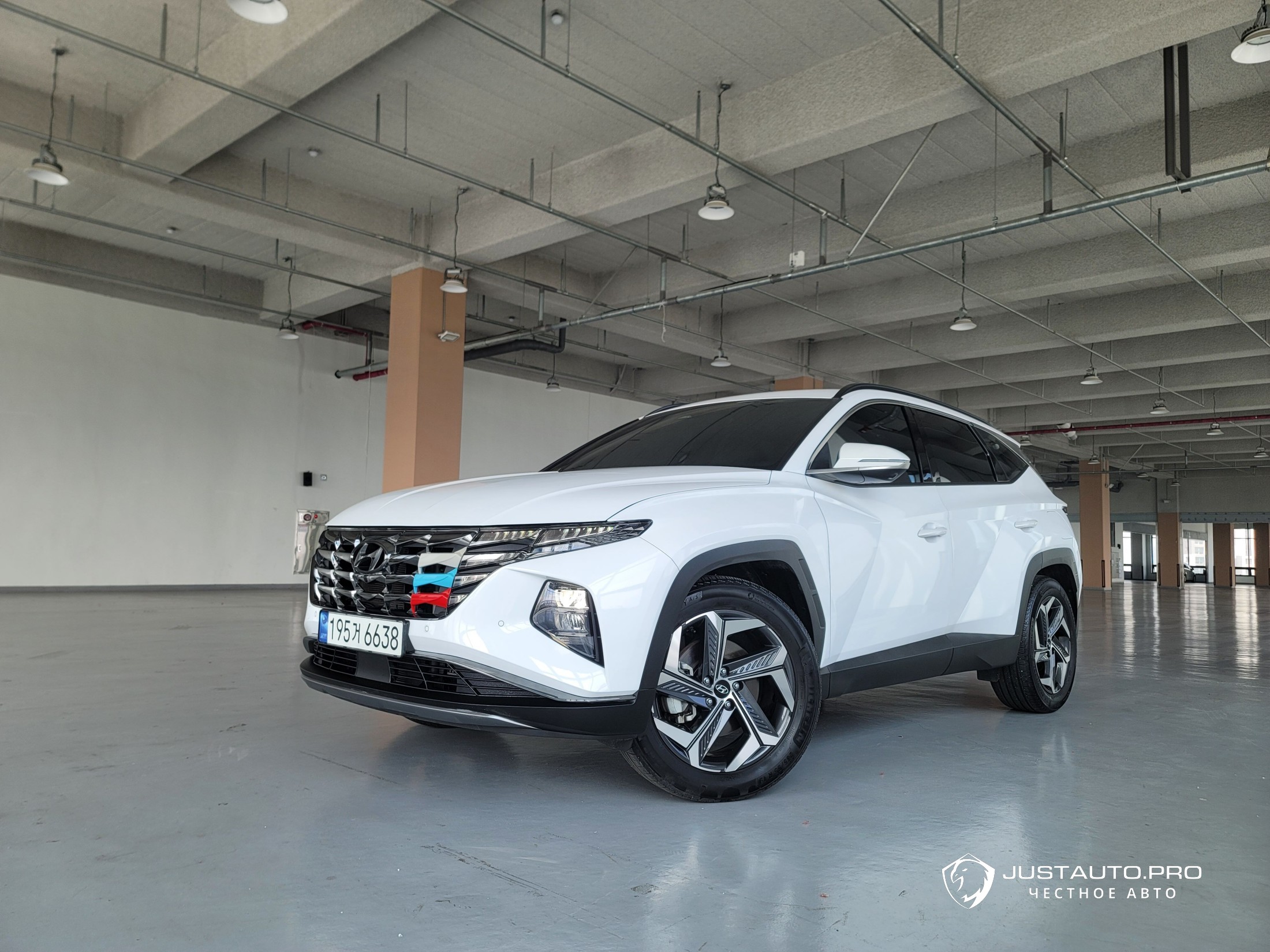 Автомобиль Hyundai Tucson