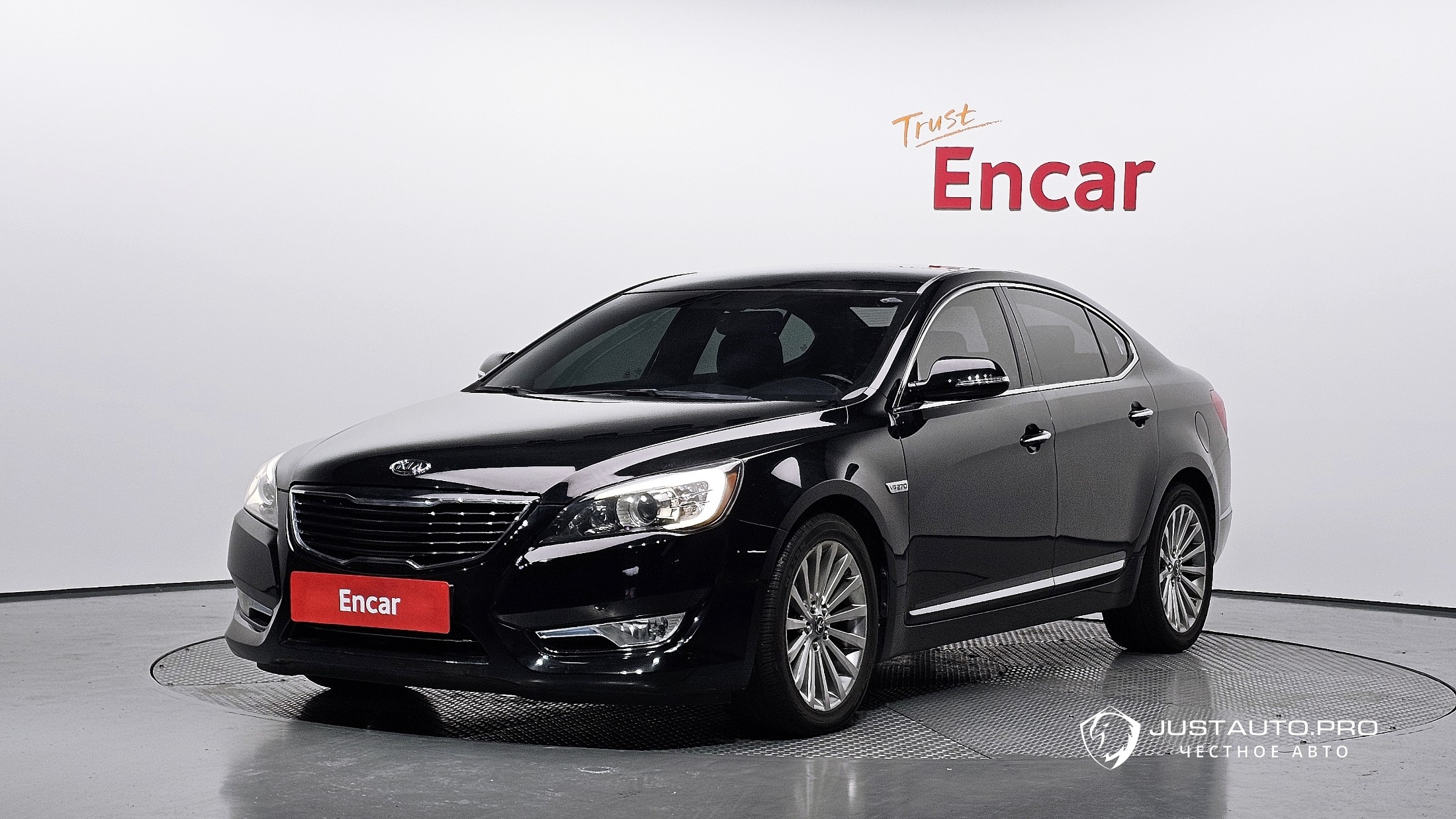 Автомобиль Kia K7