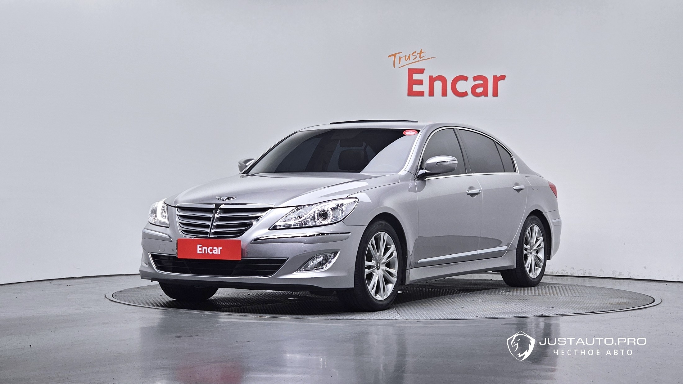 Автомобиль Hyundai Genesis